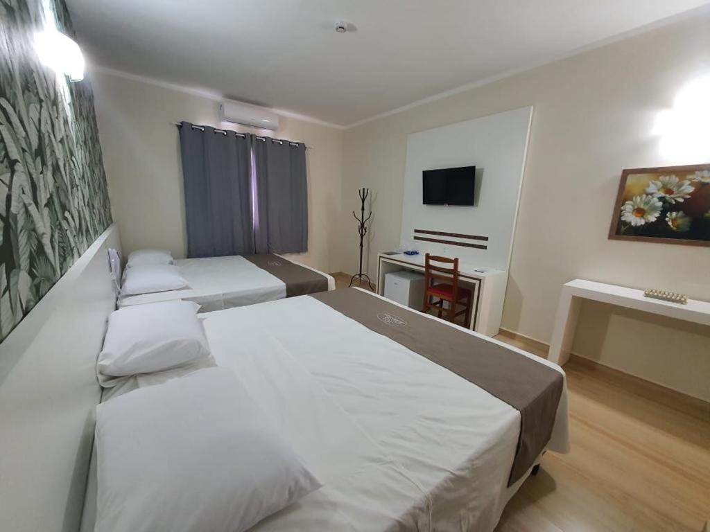 Quadruple Room - Disability Access photo 1