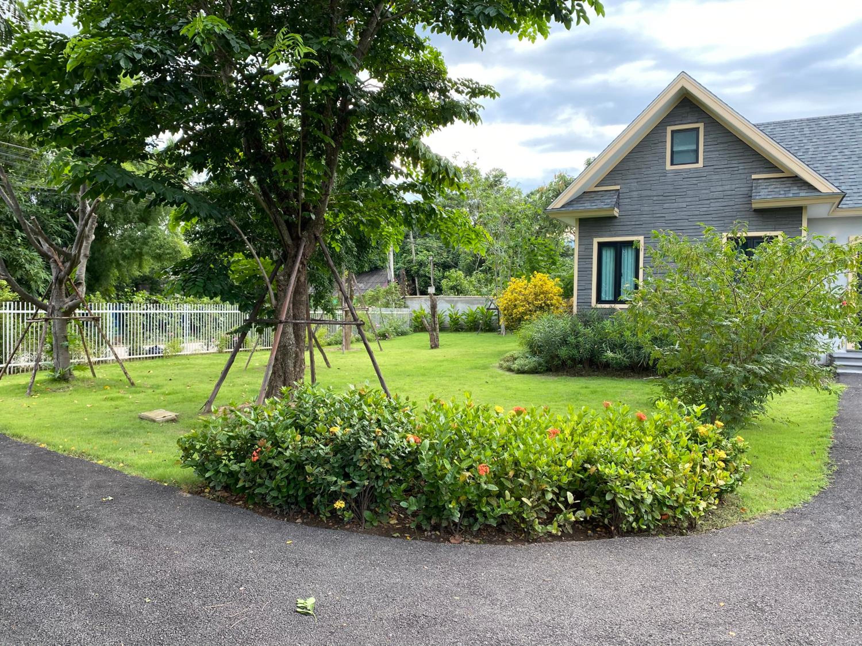 Two-Bedroom House - Photo 43