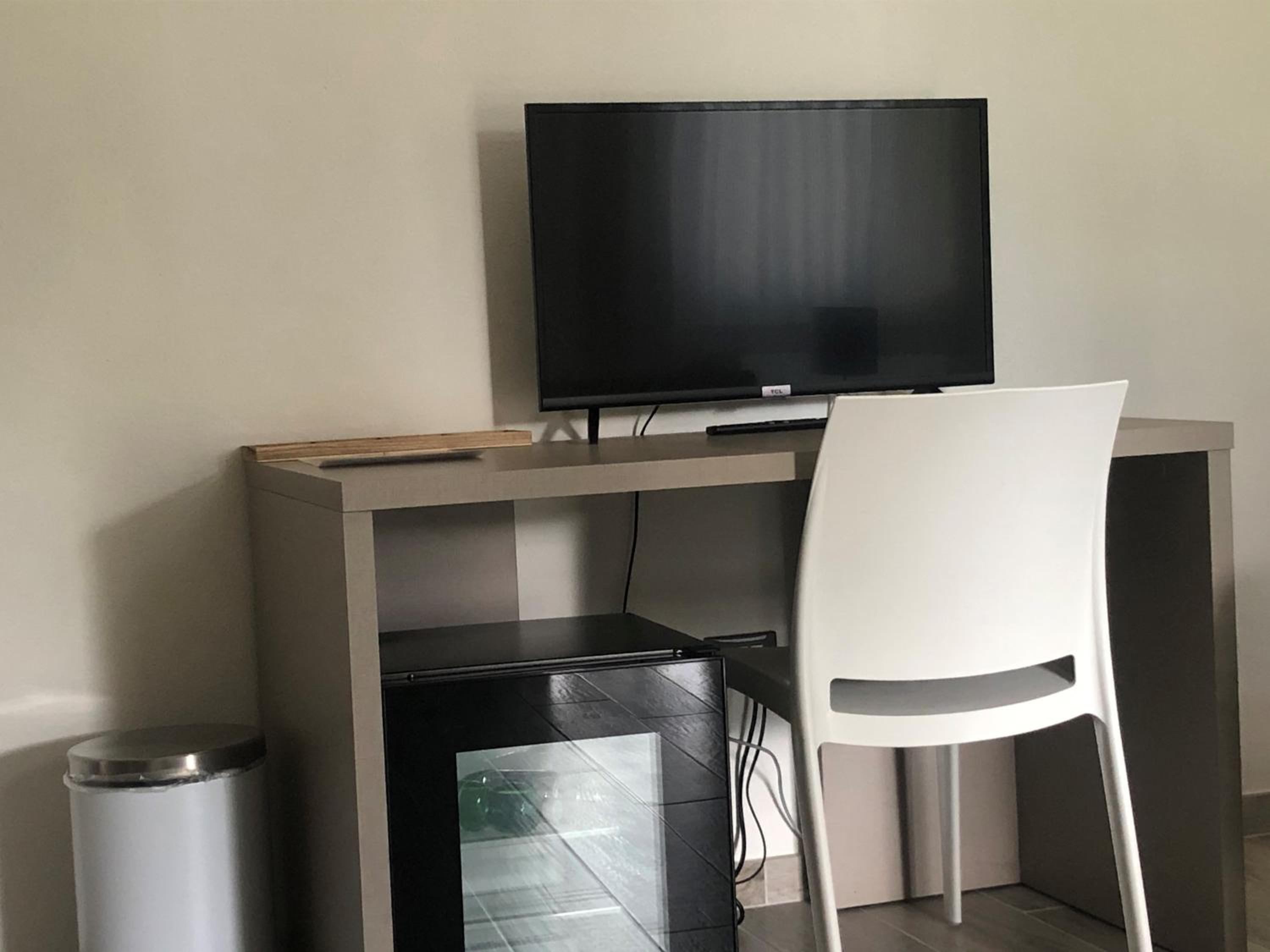 Standard Double or Twin Room - Photo 1