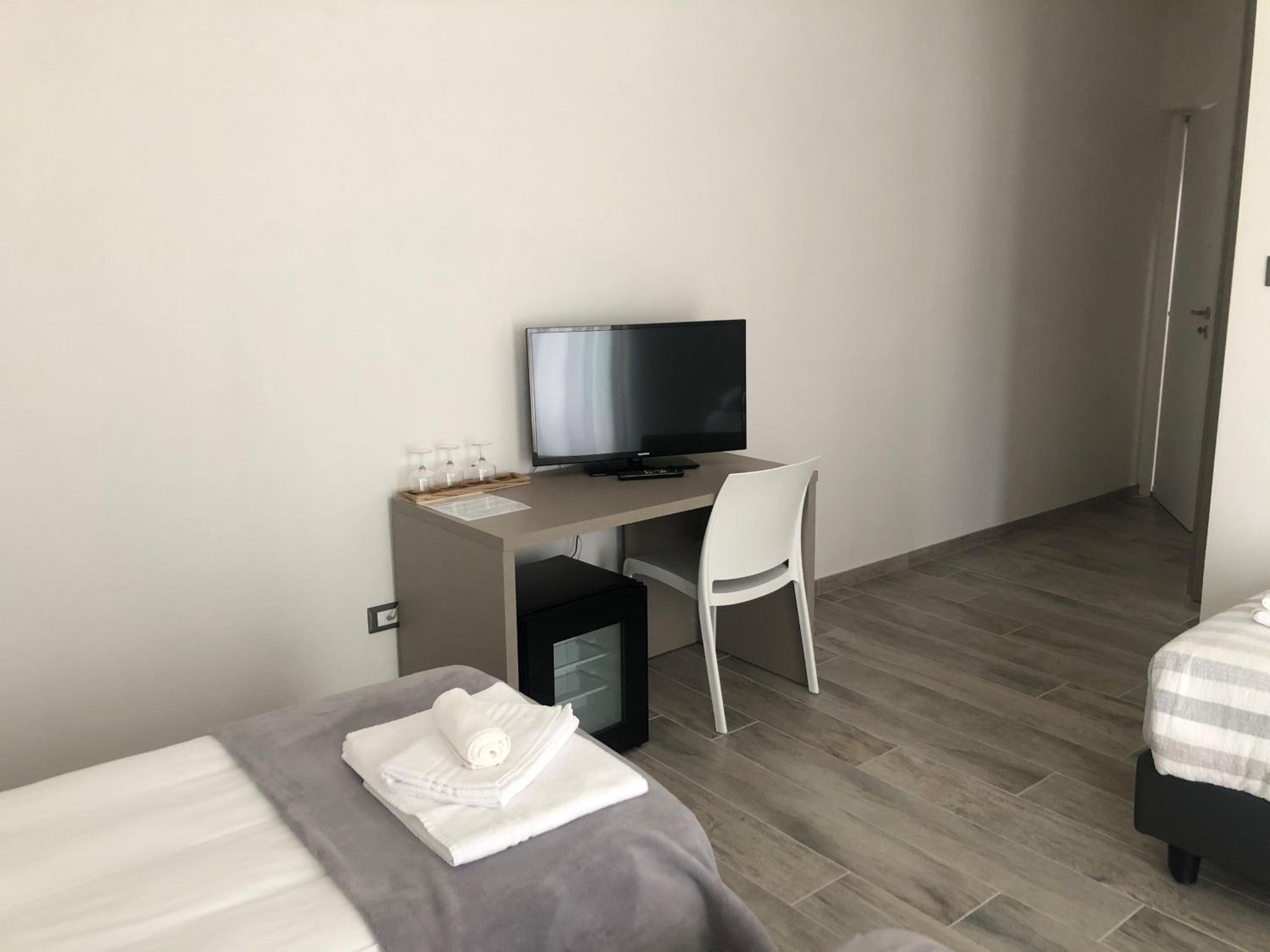 Standard Triple Room photo 2