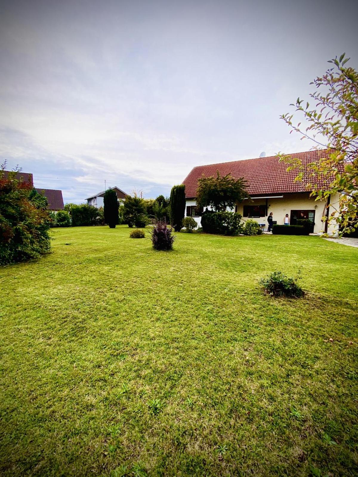 Four-Bedroom House photo 2