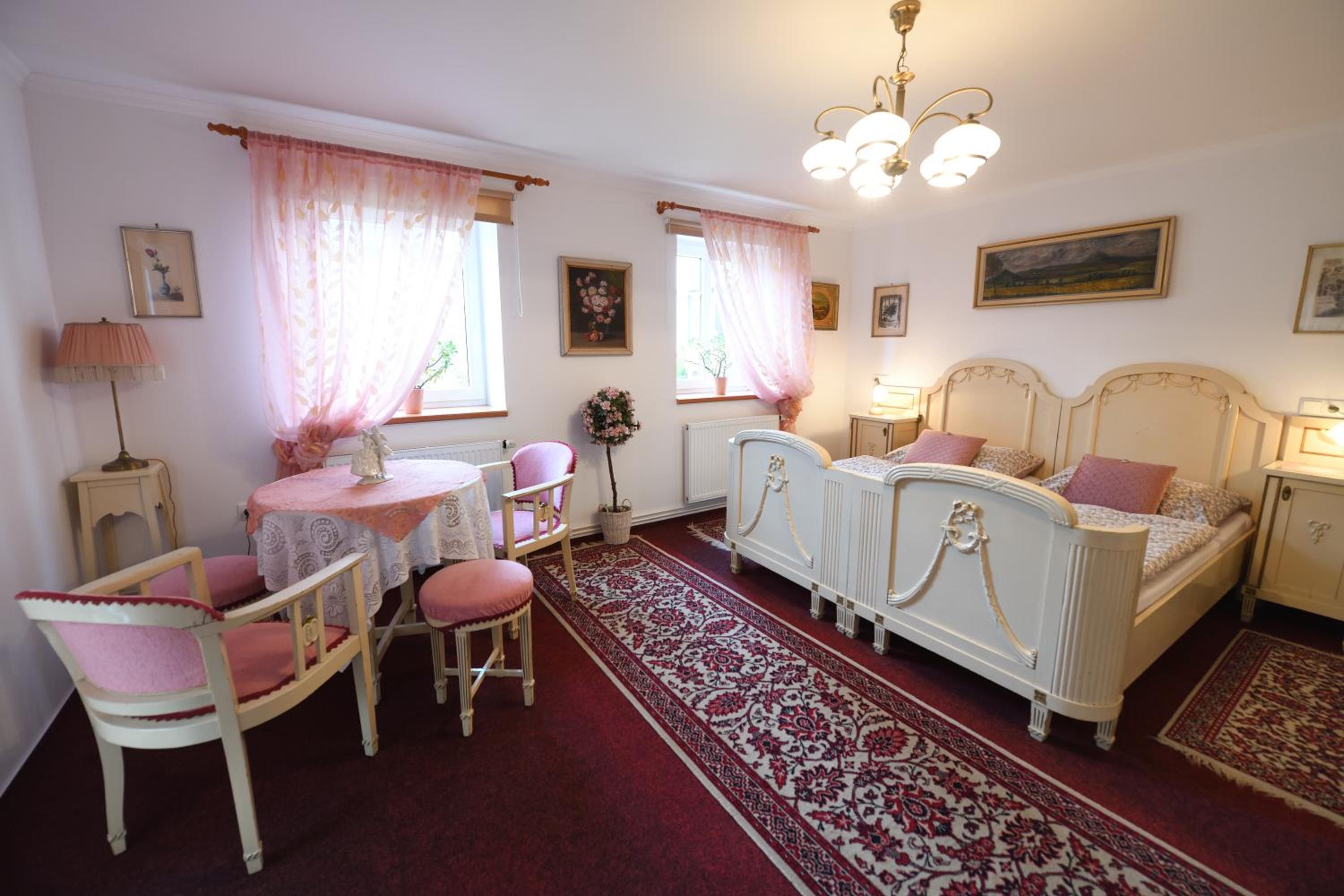 Family Room with Terrace photo 3