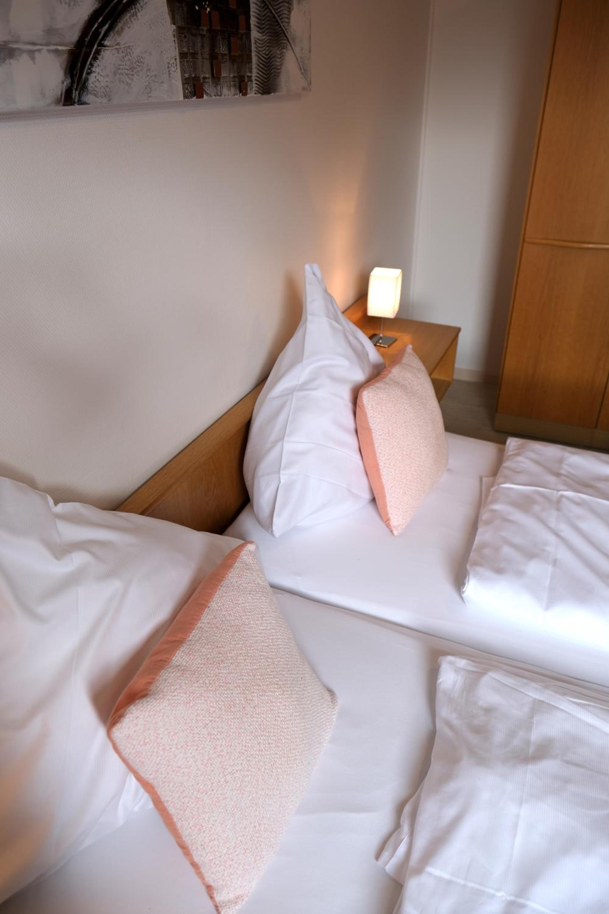 Single Room photo 3