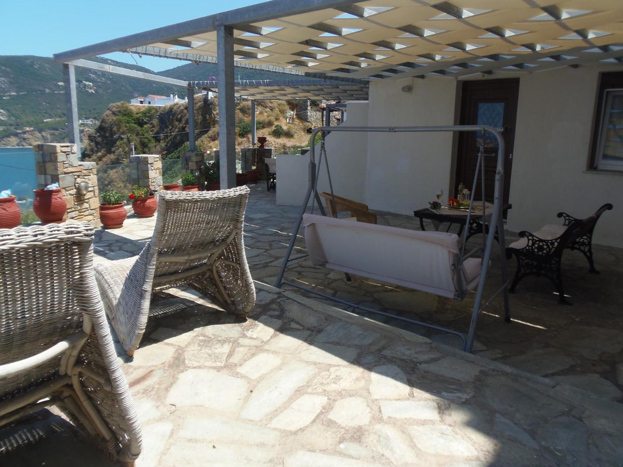 Triple Room with Sea View - Photo 10