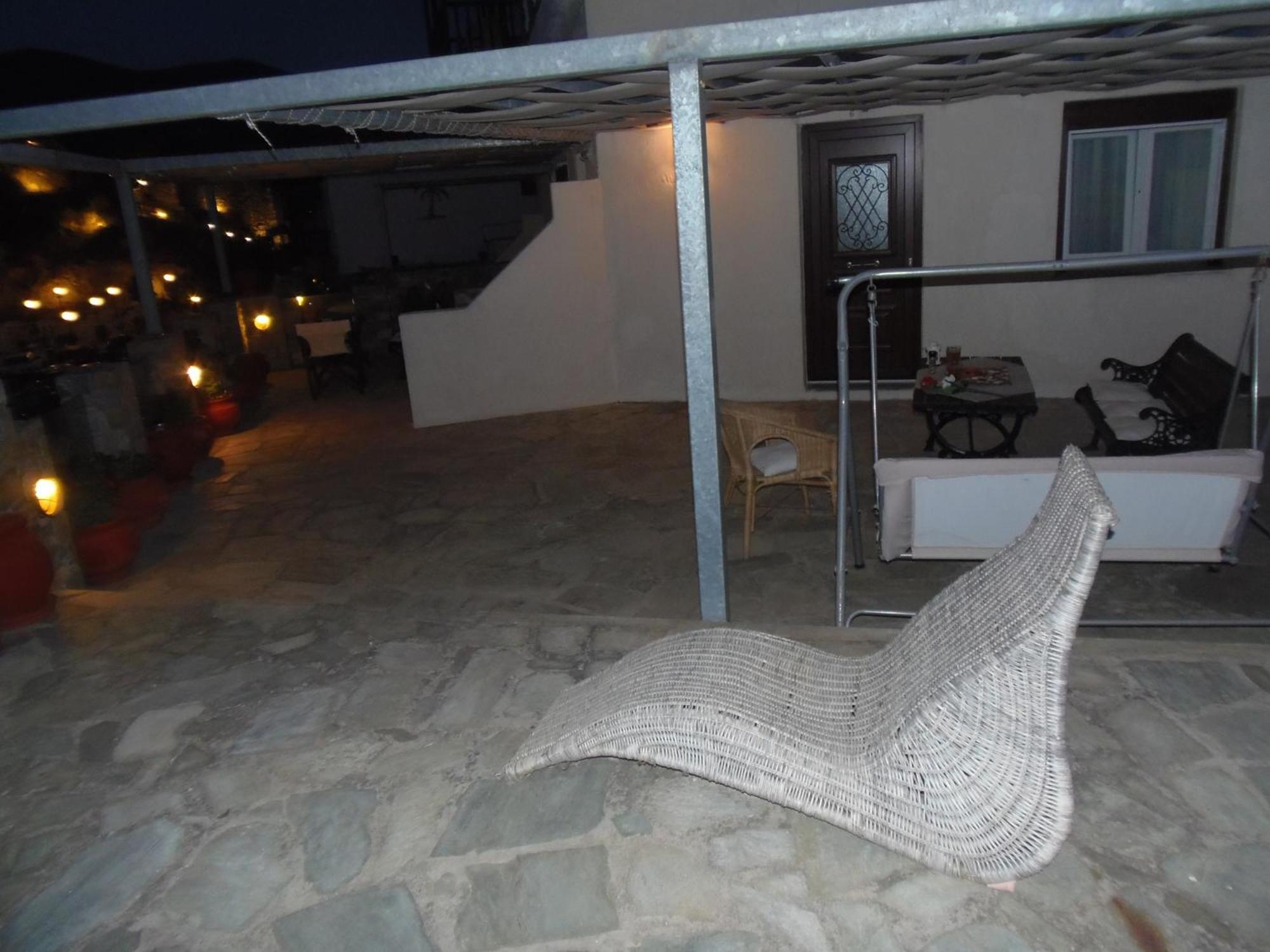 Triple Room with Sea View - Photo 9