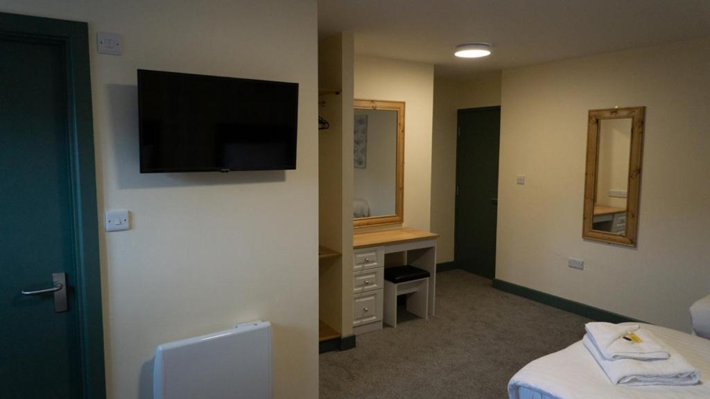Quadruple Room - Photo 4