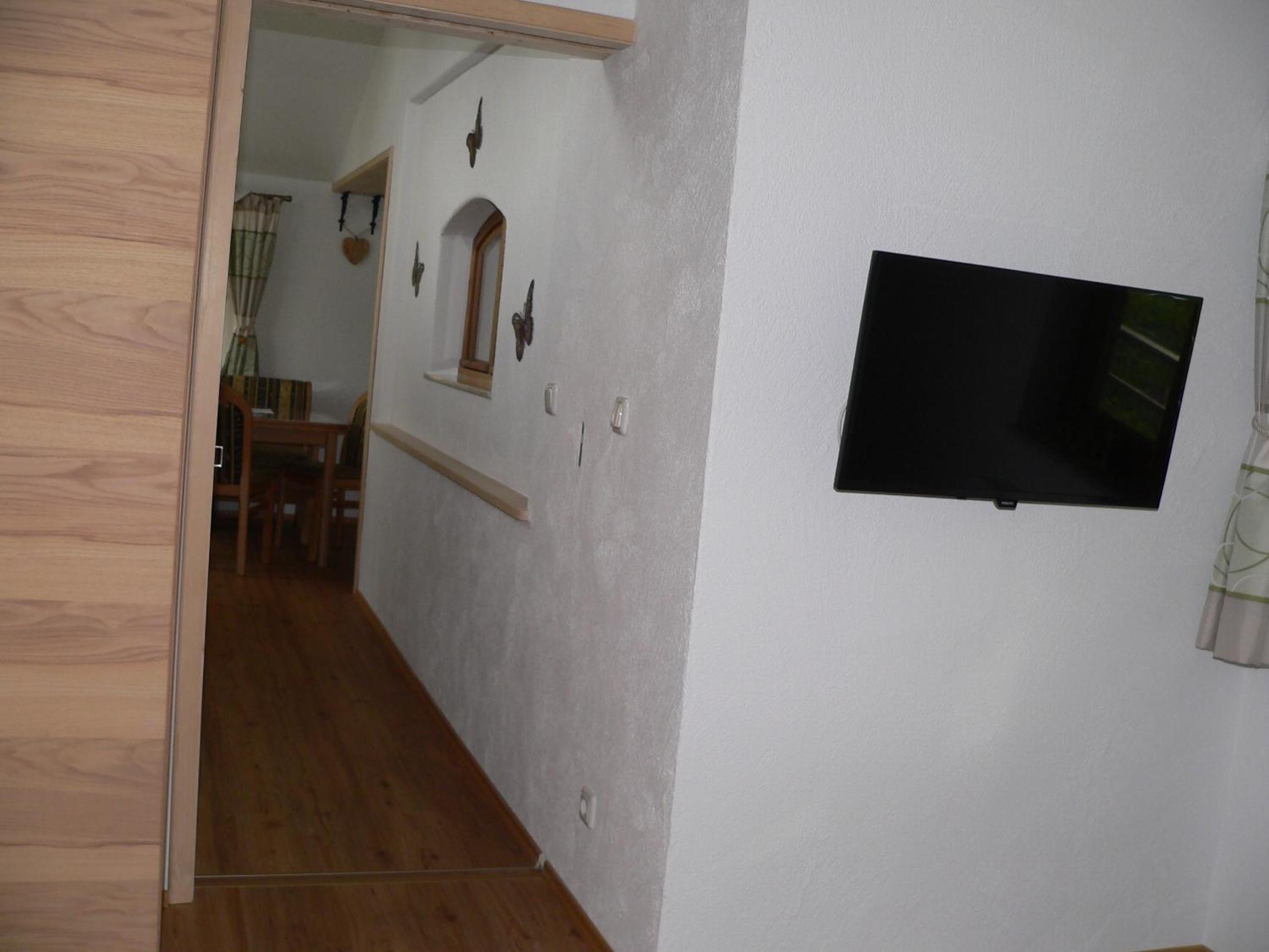 Apartment with Balcony photo 3