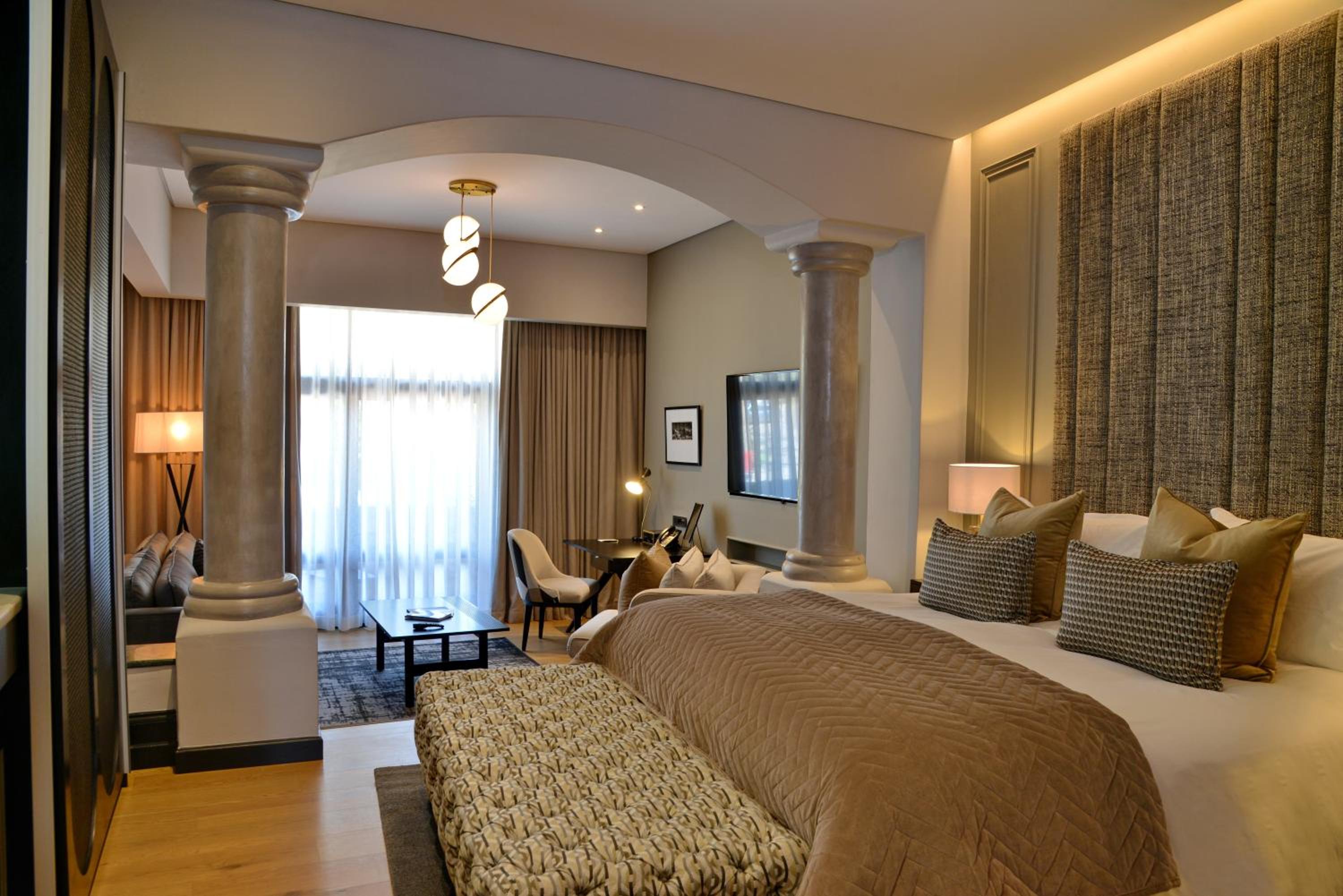 Executive Suite photo 1