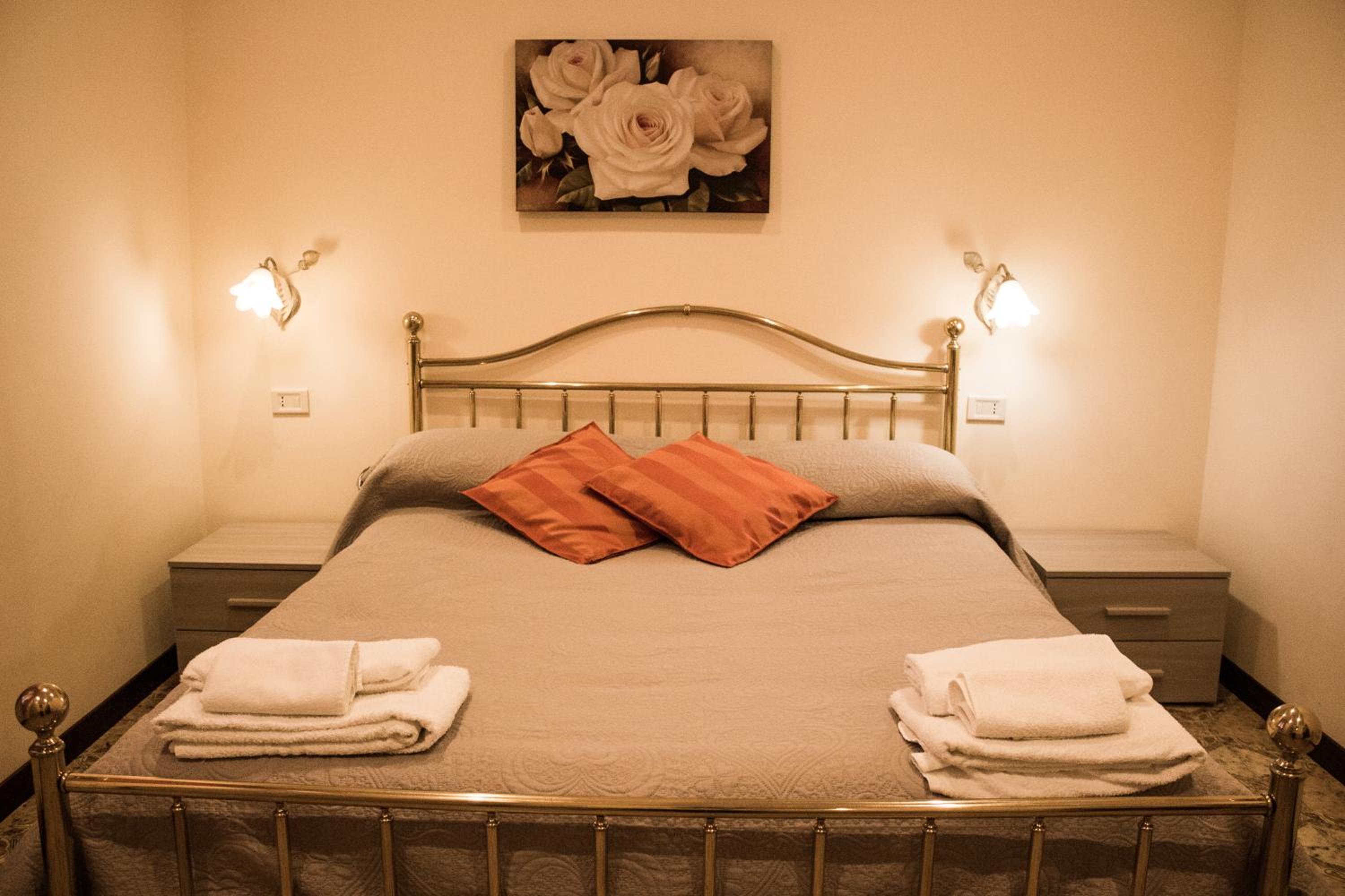 Triple Room with Private Bathroom photo 1