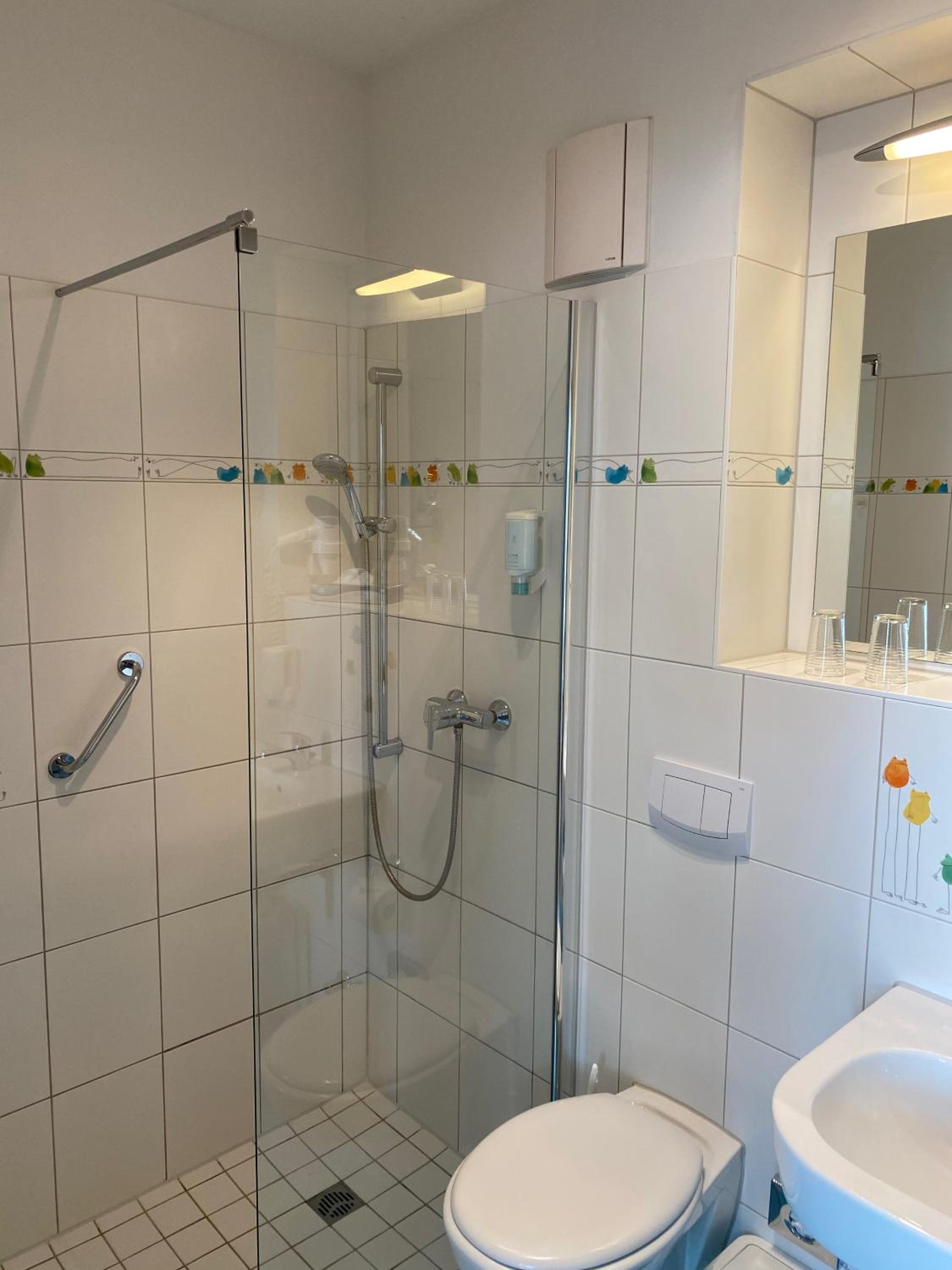 Single Room photo 3