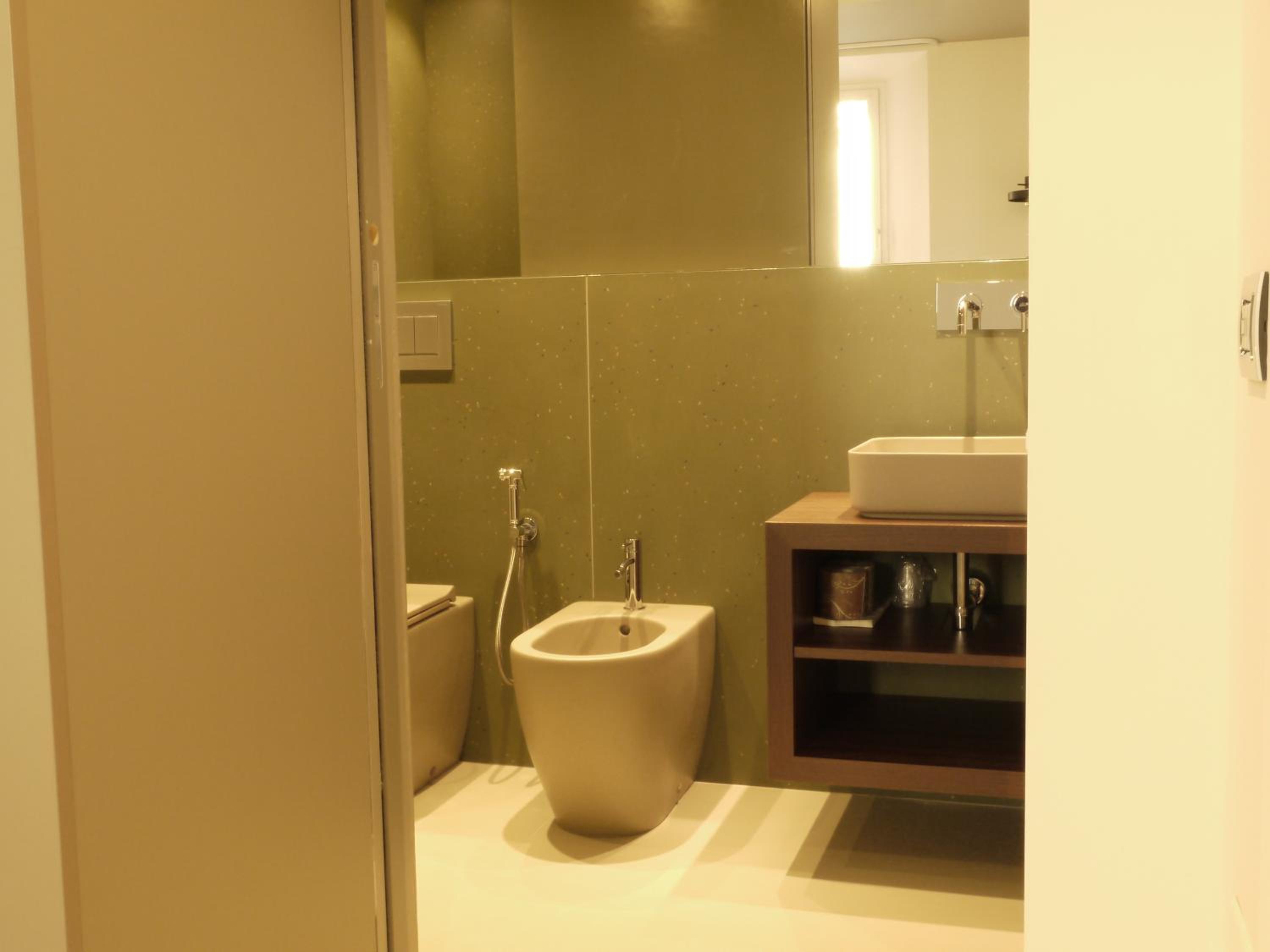 Double or Twin Room - Photo 9