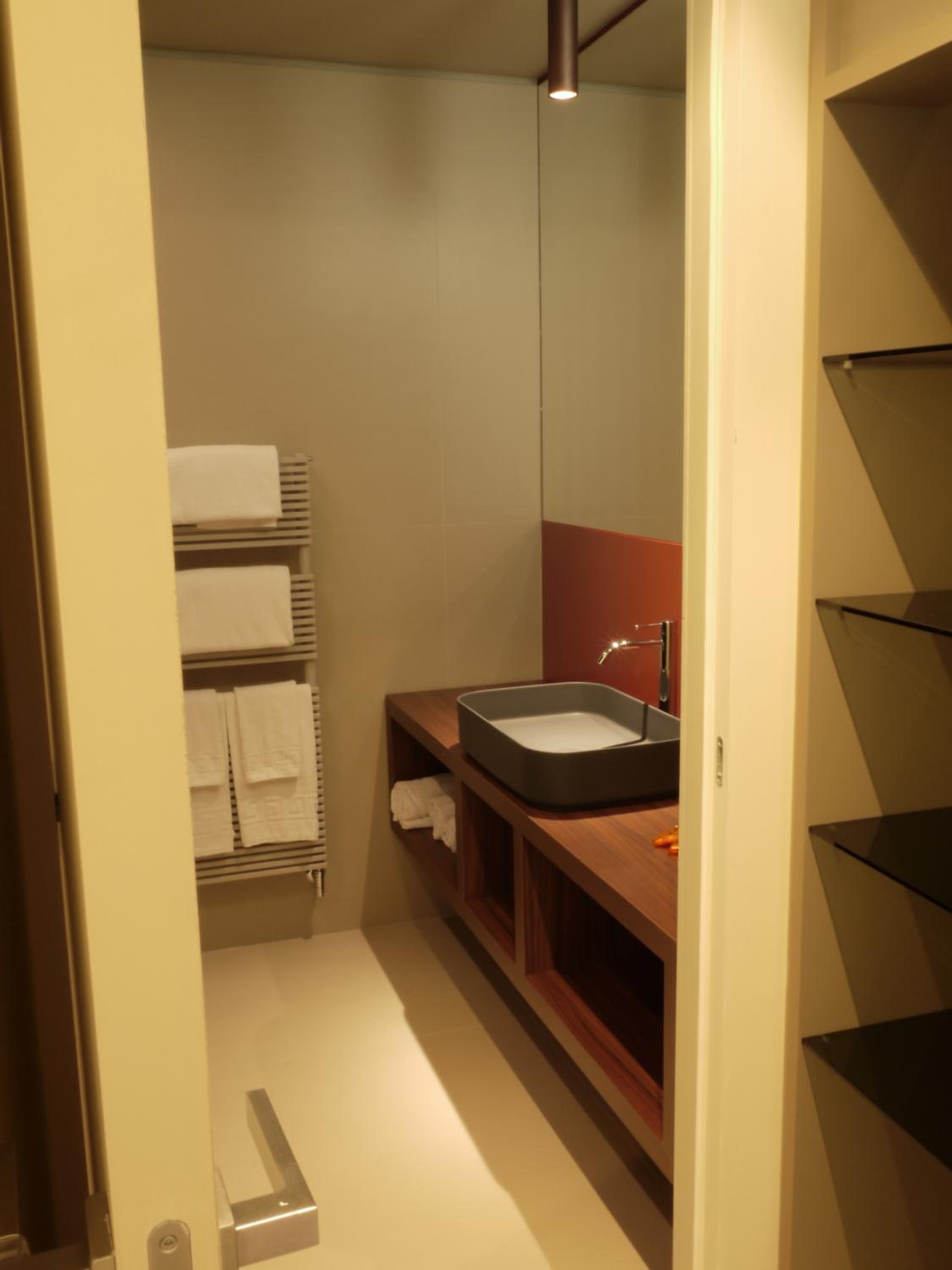 Triple Room with Balcony - Photo 19