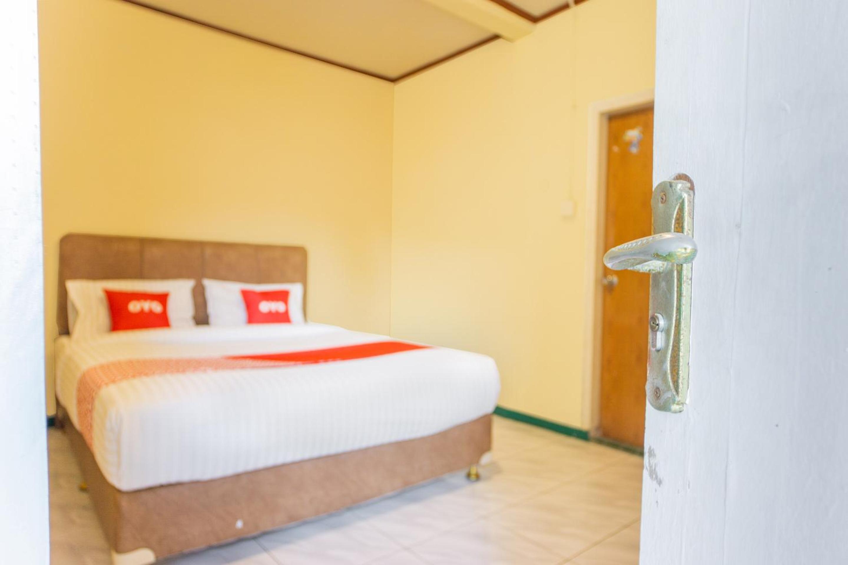 Standard Double Room - Photo 5