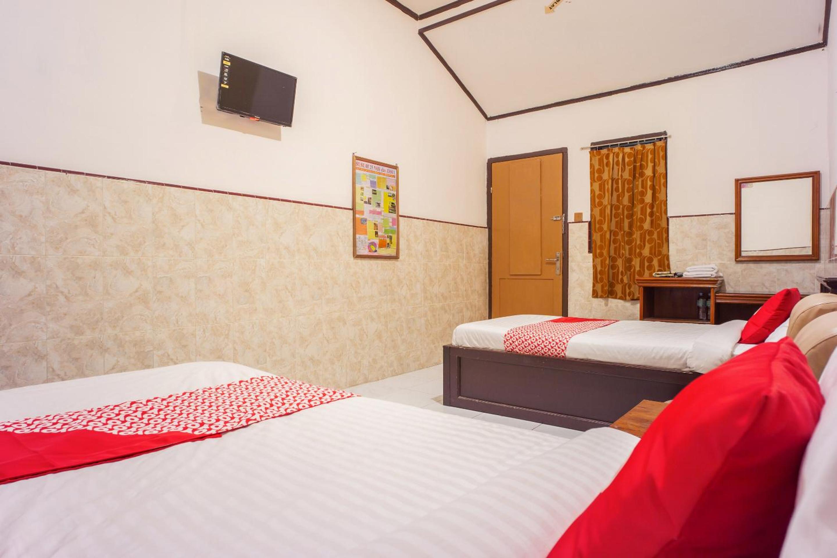 Standard Twin Room - Photo 4