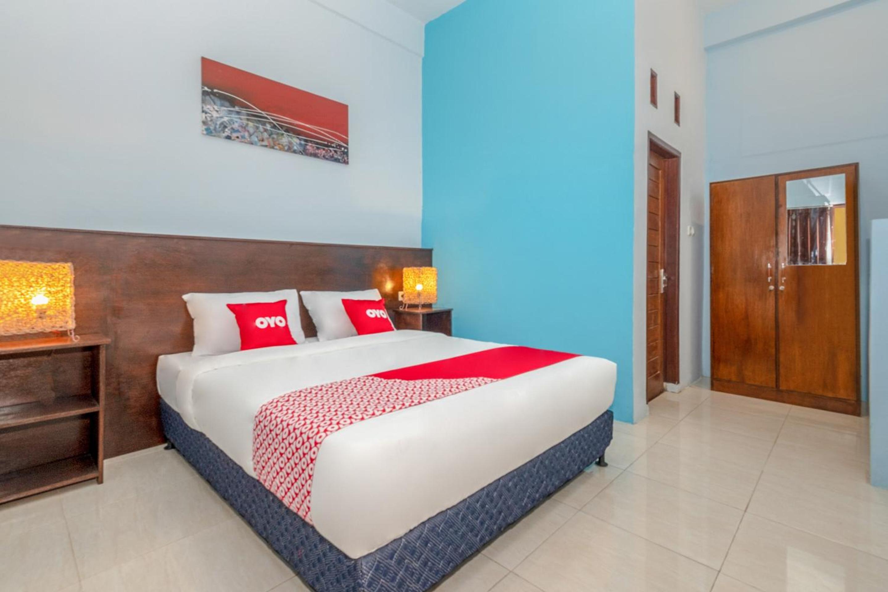 Standard Twin Room - Photo 14
