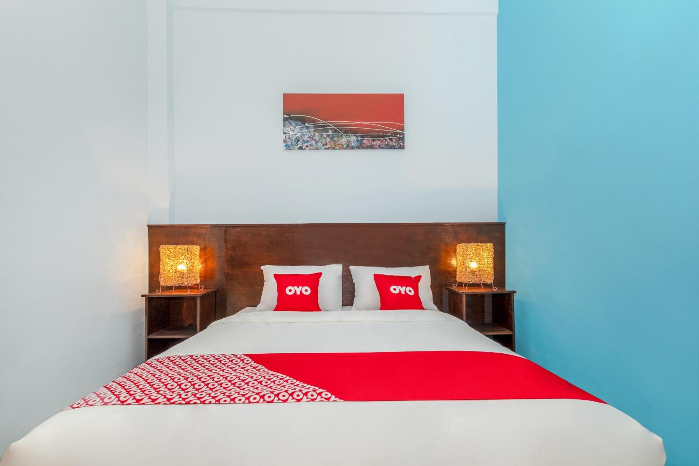 Standard Twin Room - Photo 13