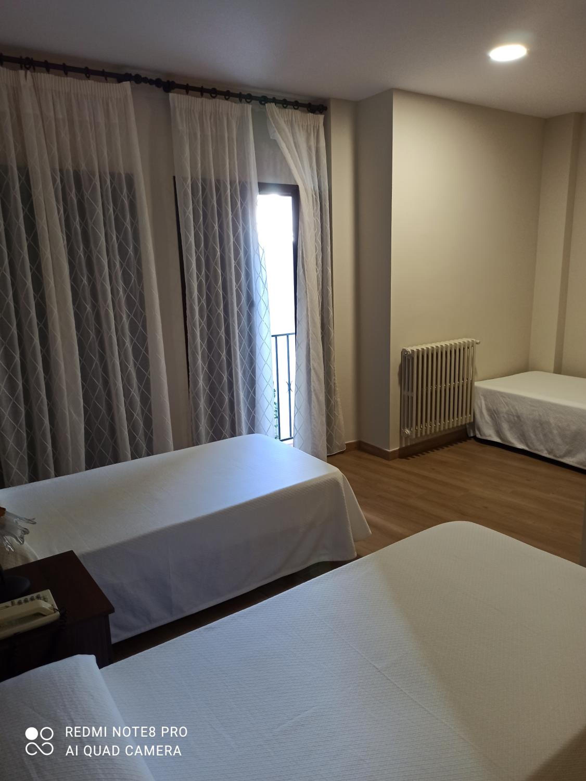 Triple Room - Photo 4