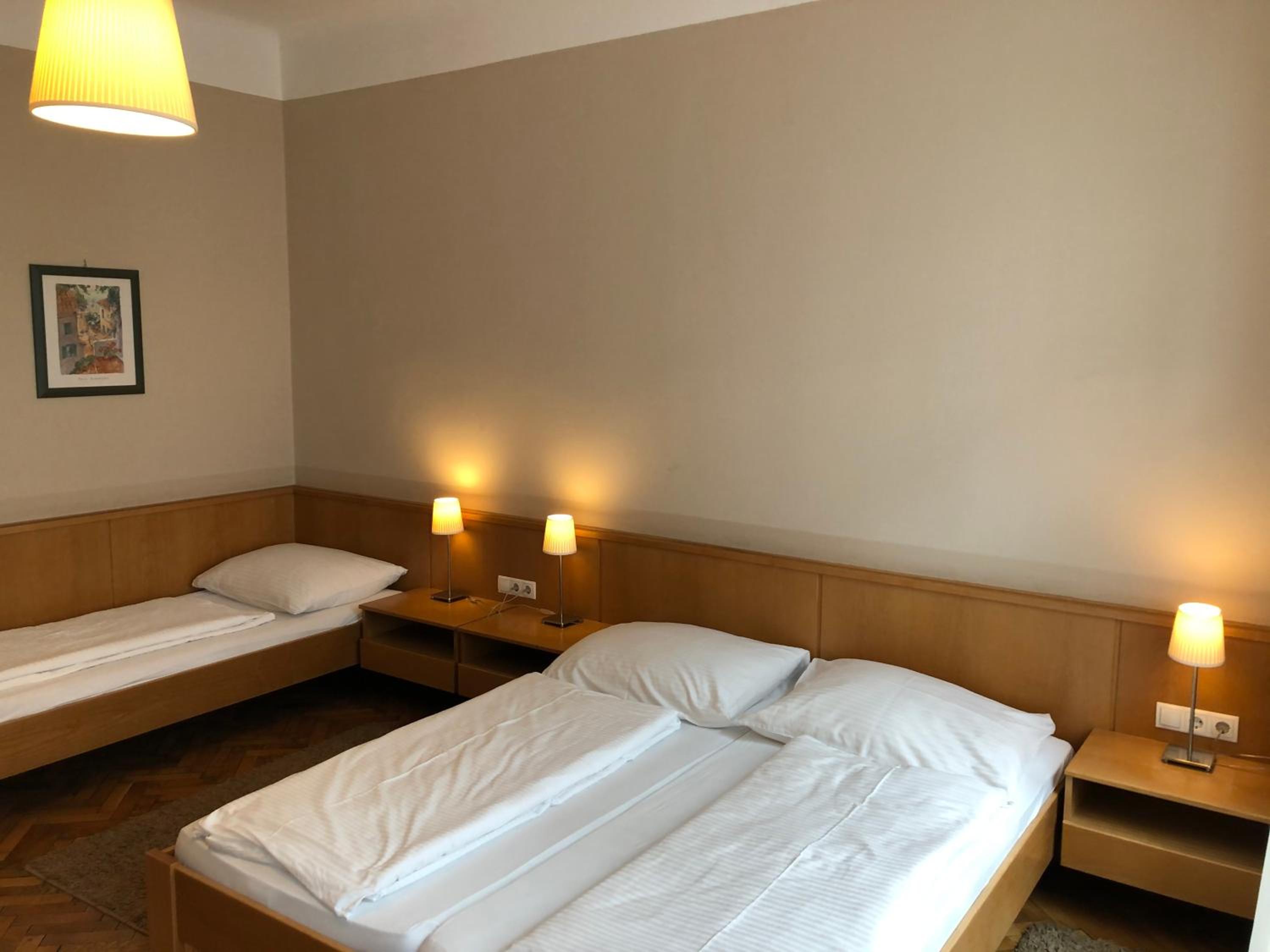 Comfort Triple Room with Shower