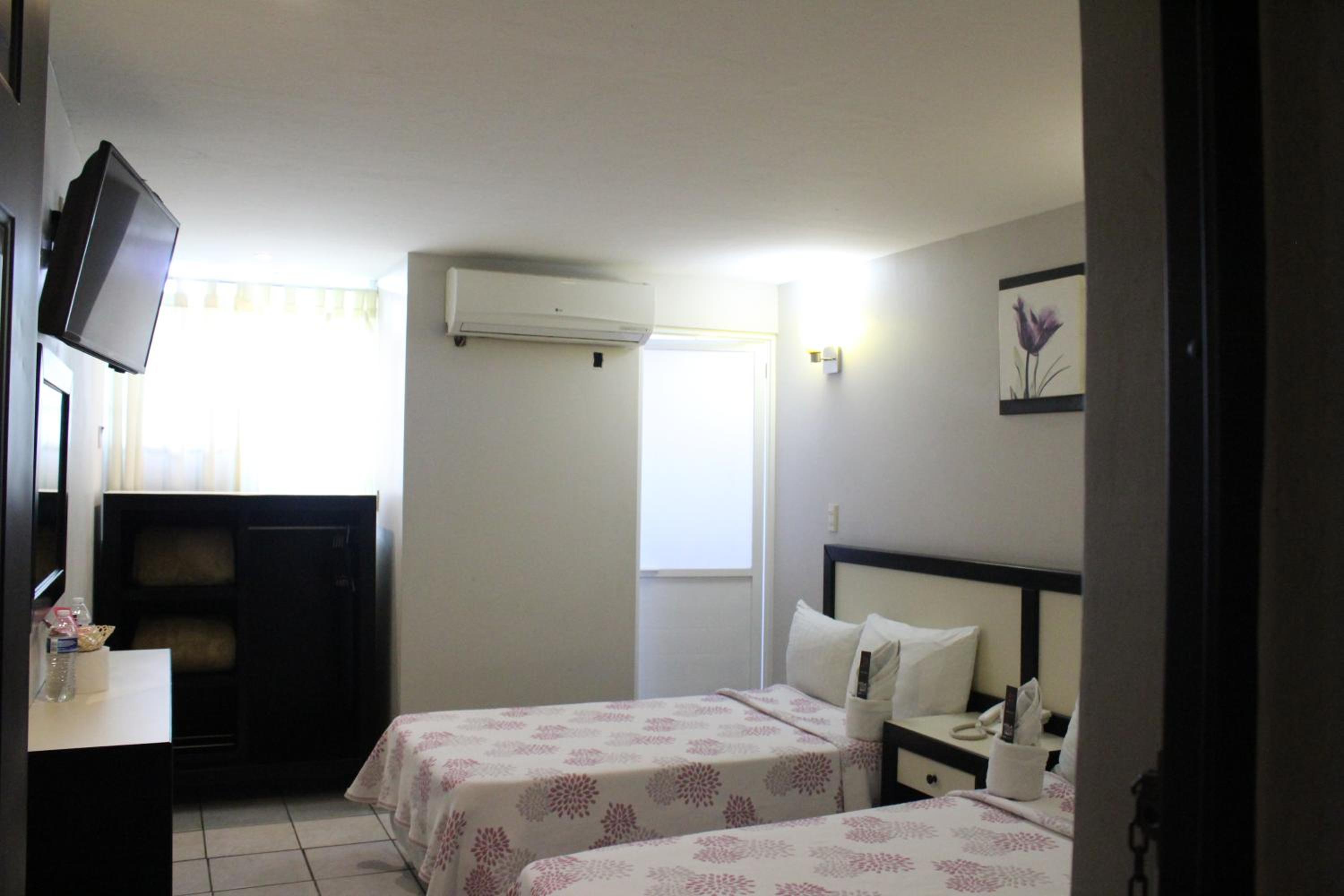 Small Double Room photo 3