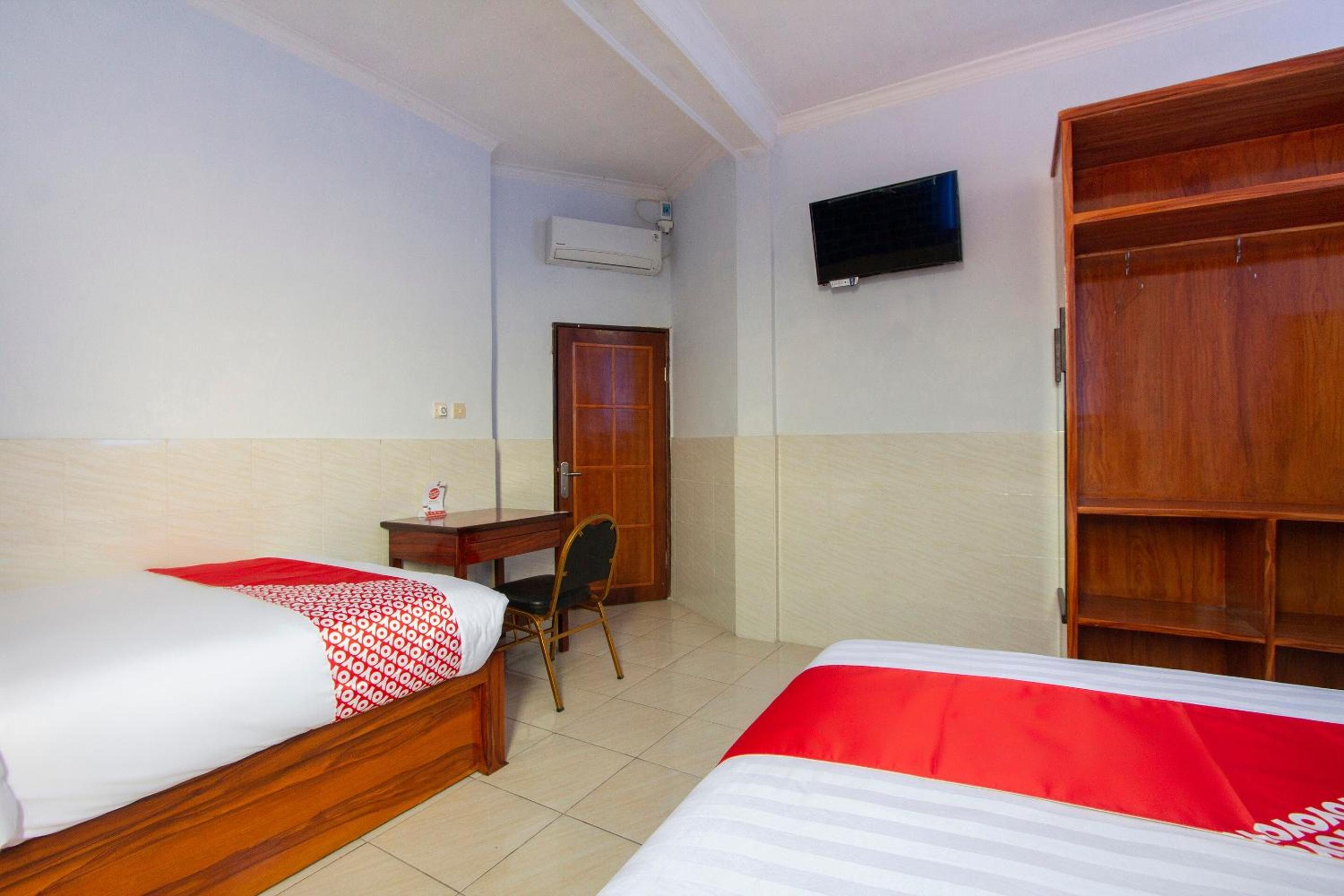 Delxue Twin Room photo 2