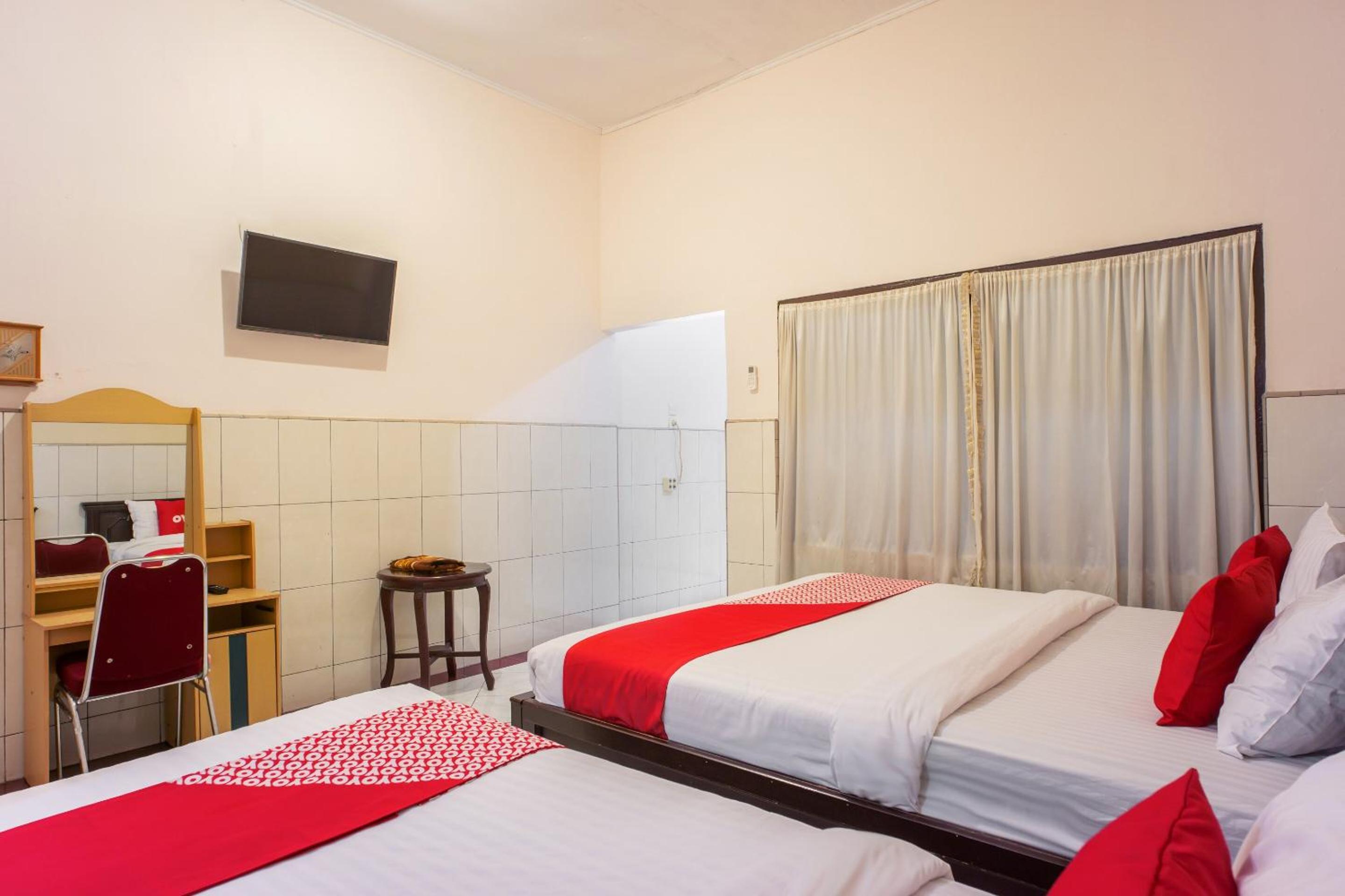 Superior Suite - Photo 5