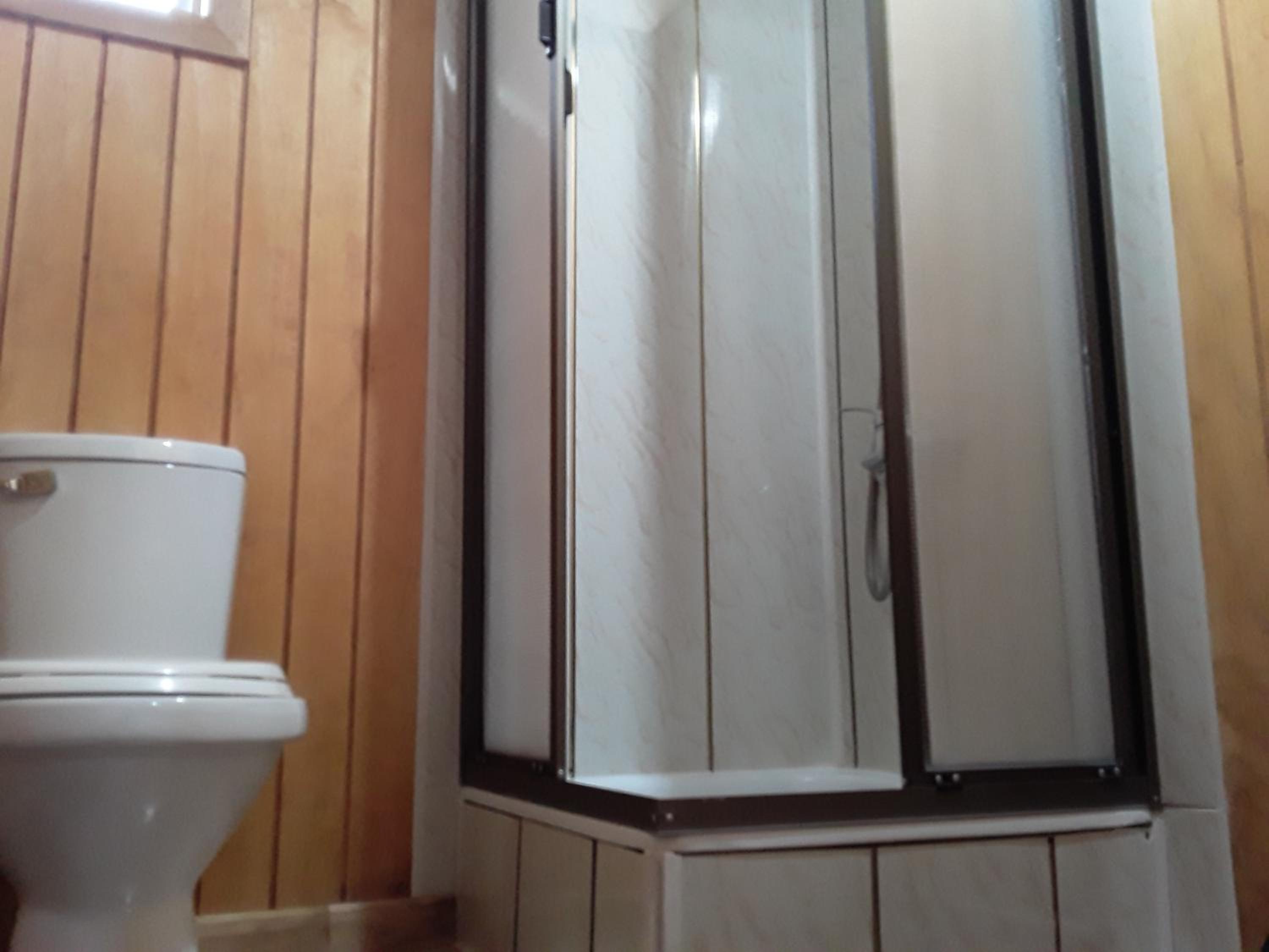 Single Room with Private Bathroom photo 3
