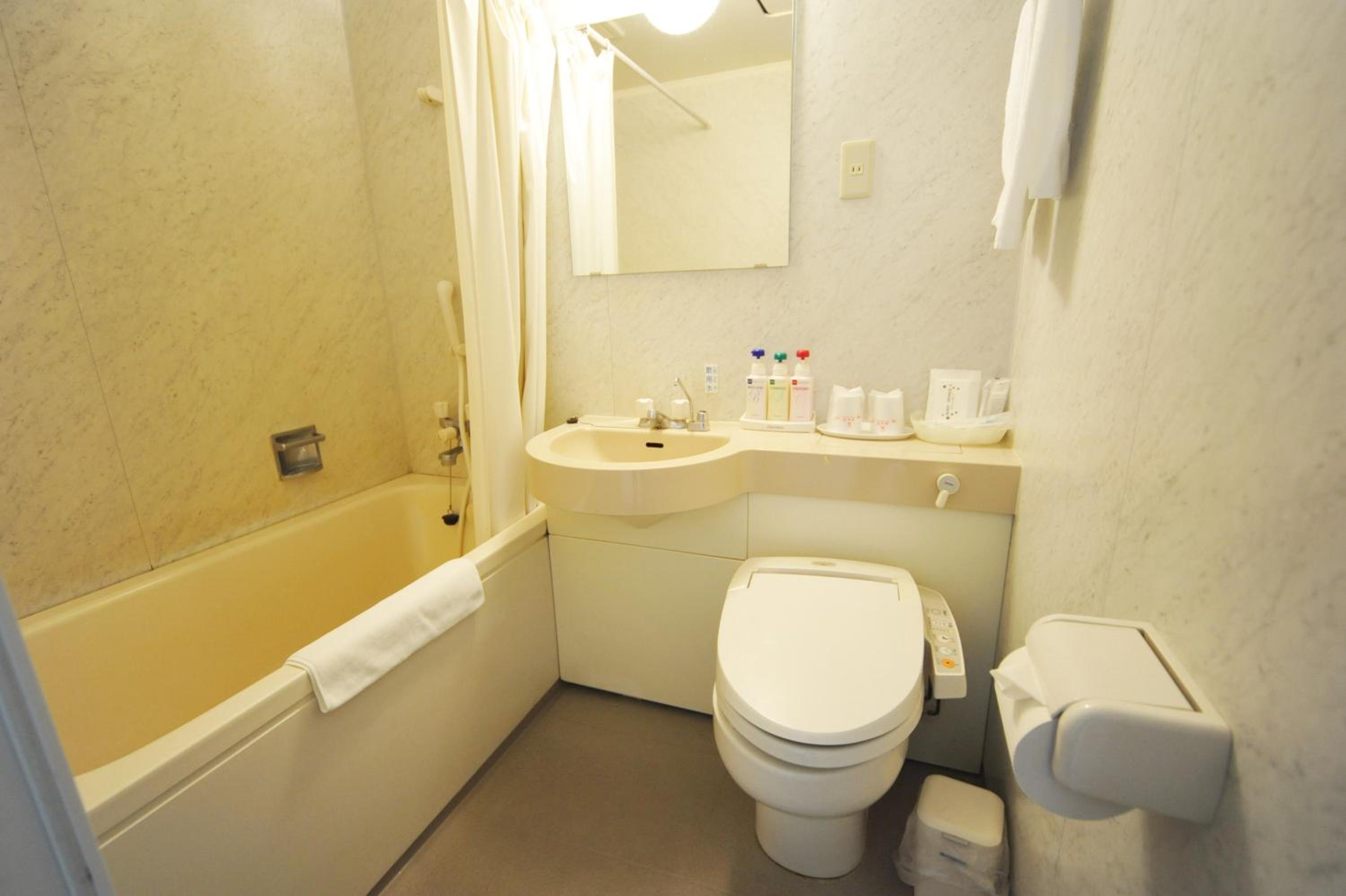 Standard Single Room - Non-Smoking photo 3