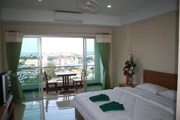 Standard Double Room - Photo 4