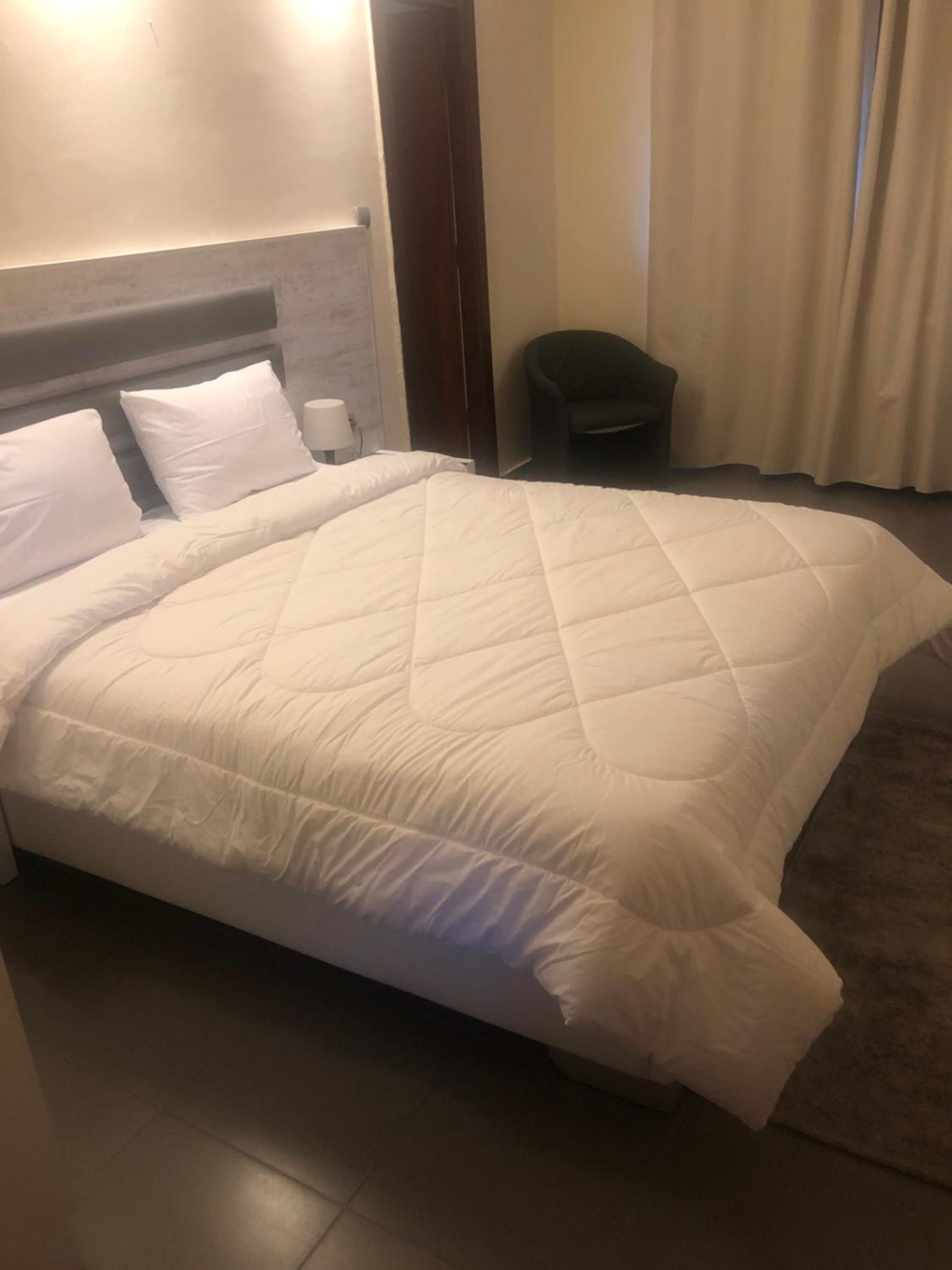 Standard King Room - Photo 1