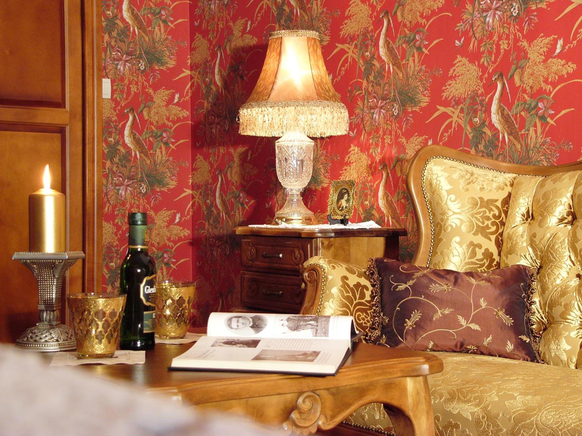 Suite (2 Adults) - Photo 11