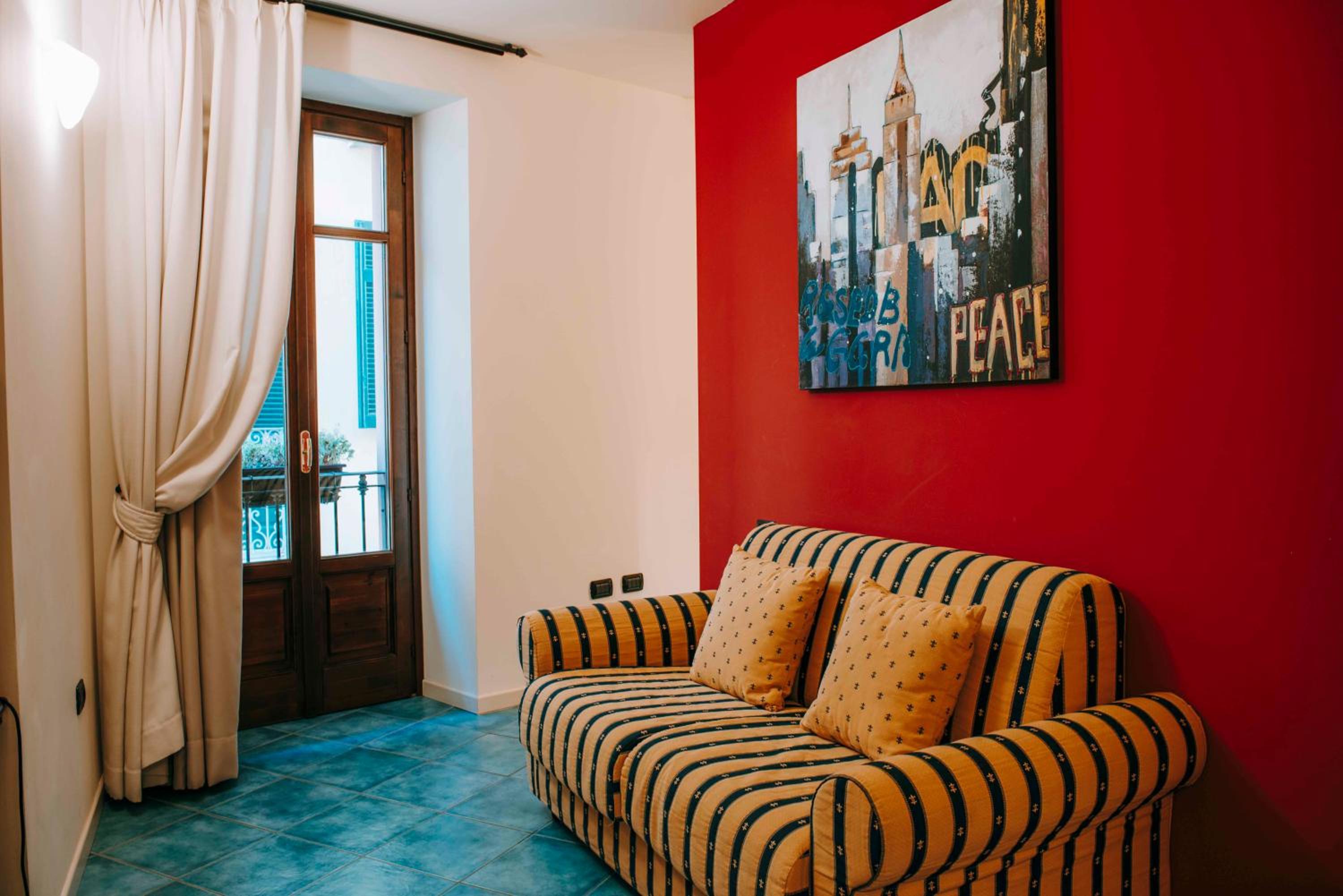 Triple Room - Photo 9