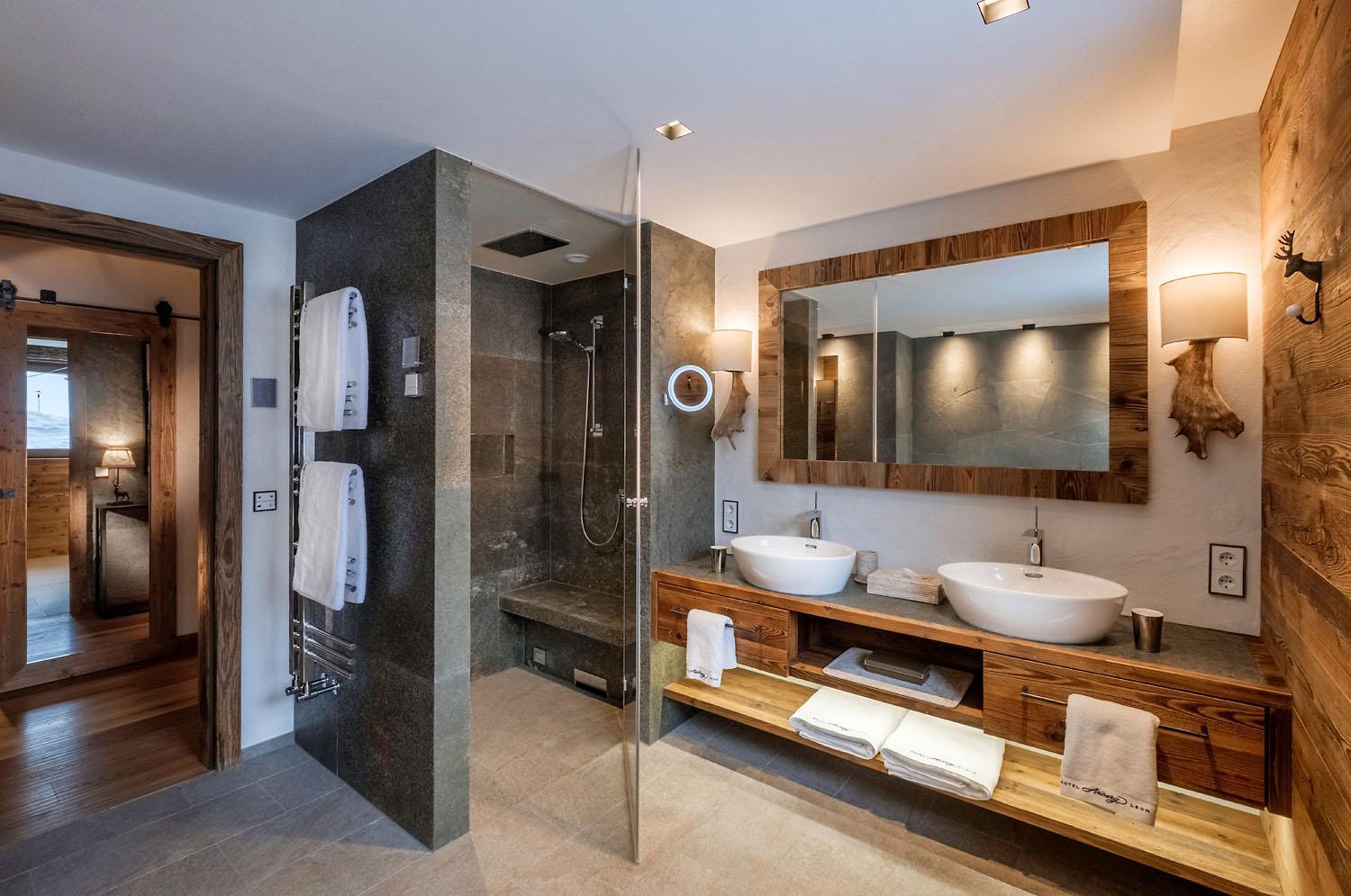Suite with Balcony photo 3
