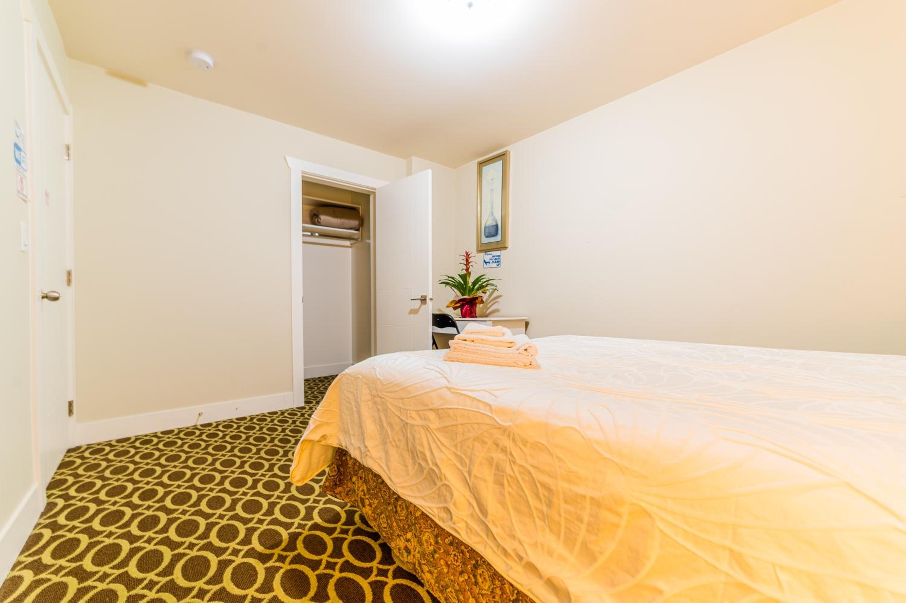 Double Room With Shared Toilet photo 3
