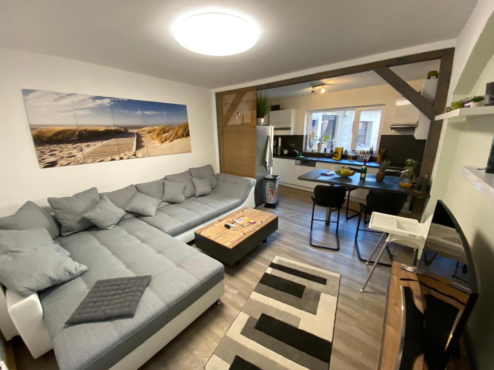 Apartment photo 2