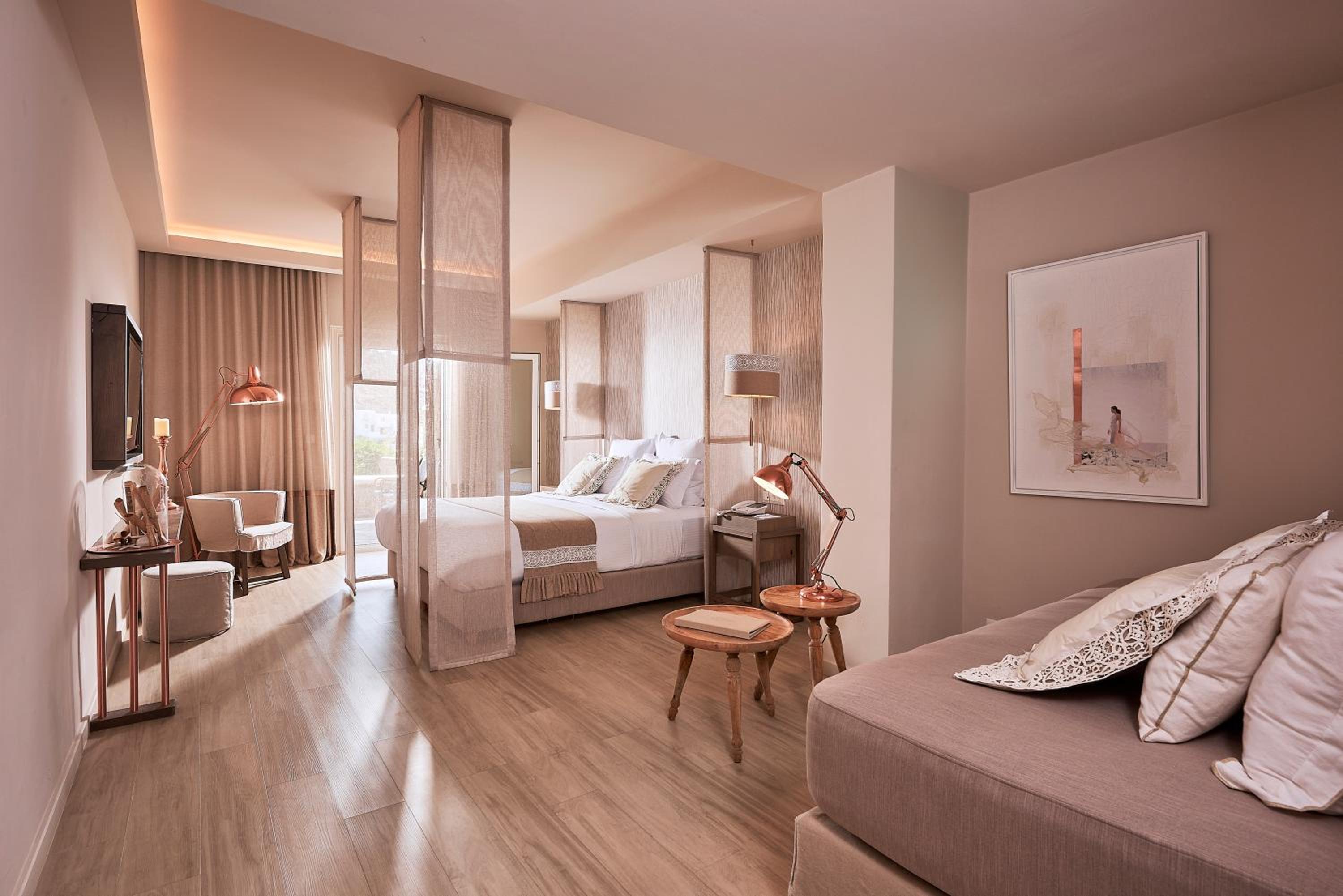 Executive Suite with Private Hot Tub