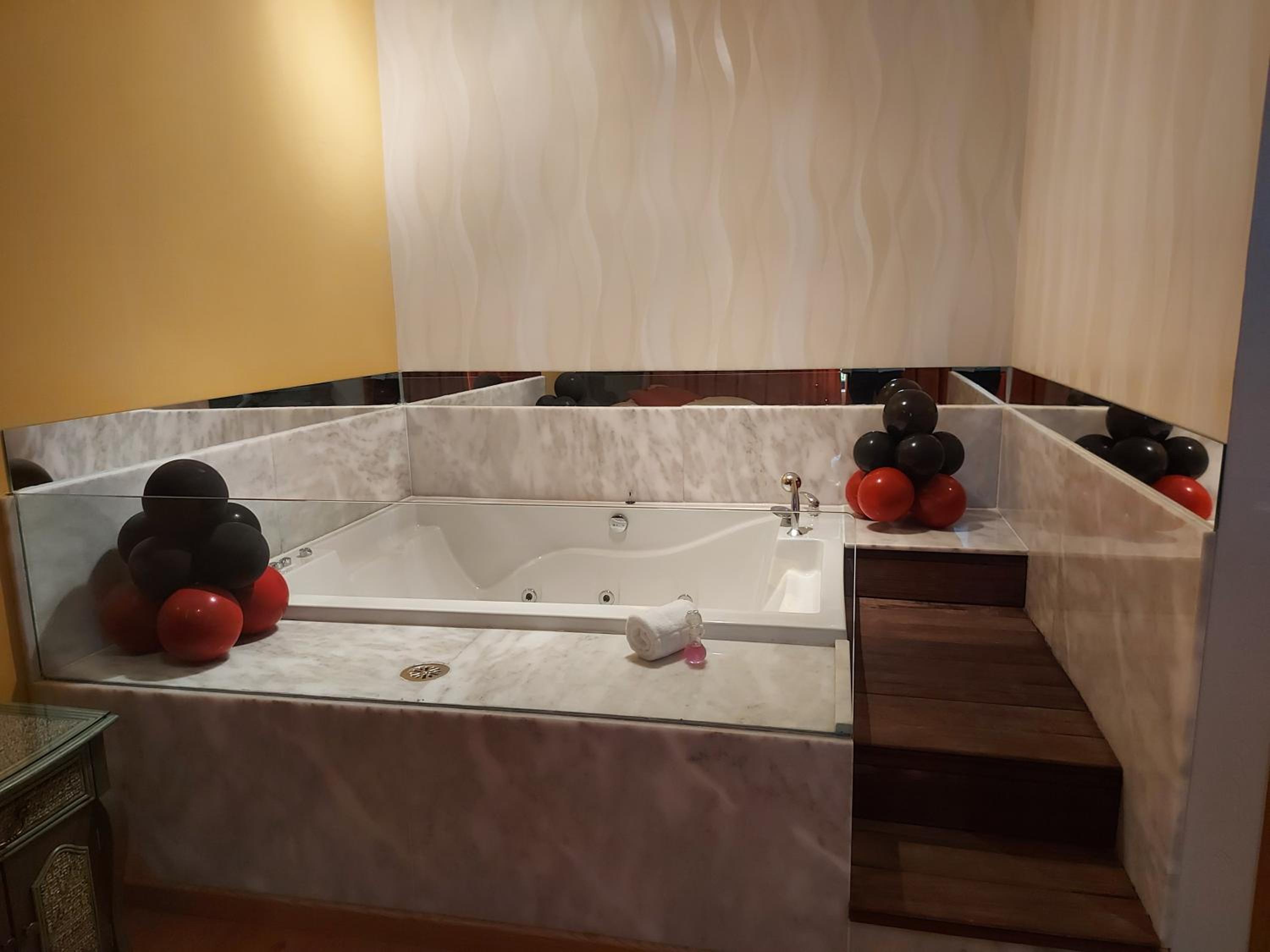Suite with Sauna - Photo 6