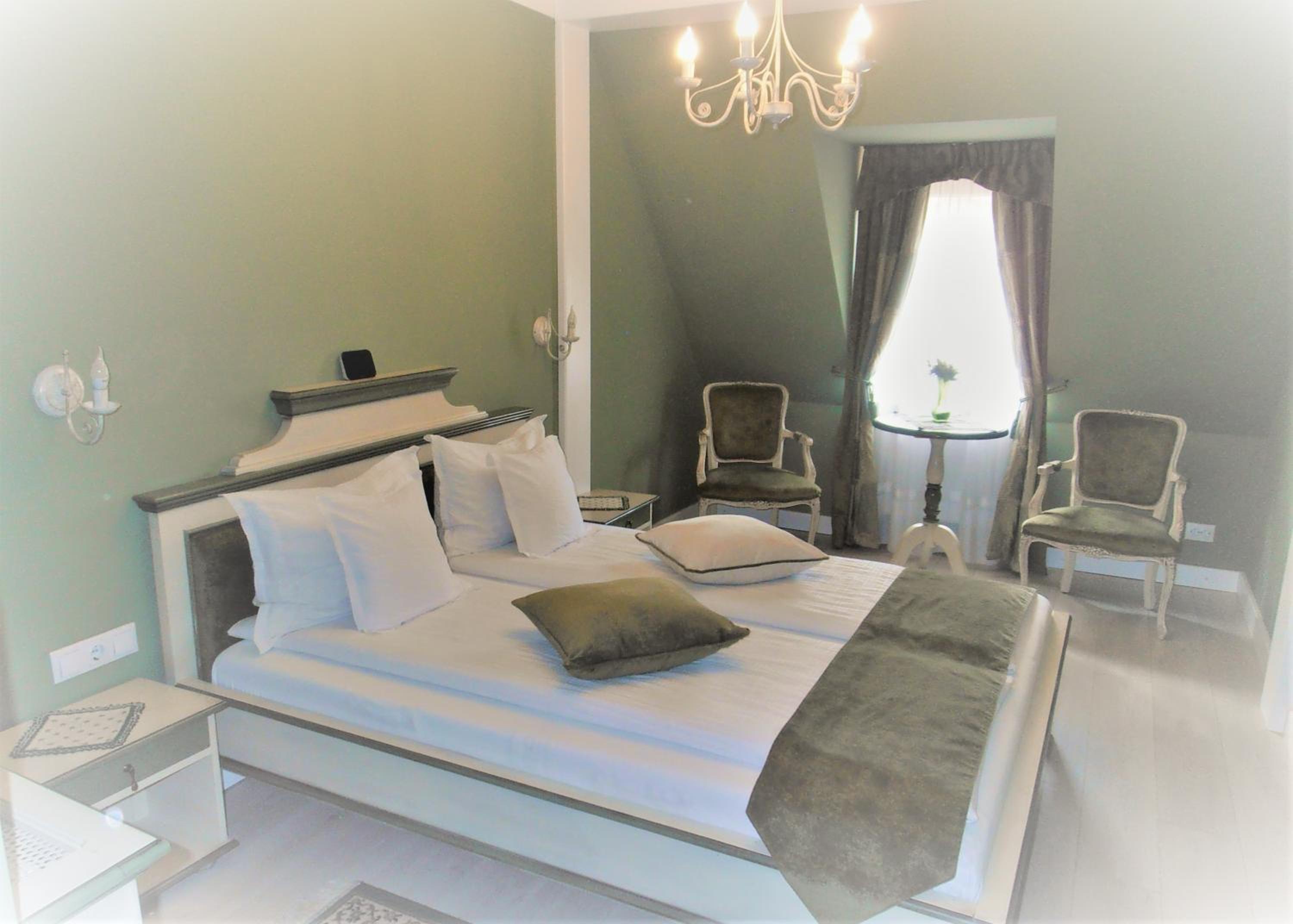 Double Room - Photo 26