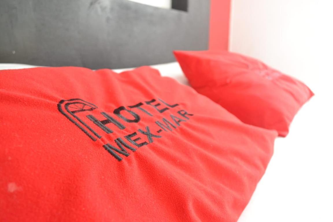 Large Double or Twin Room photo 2