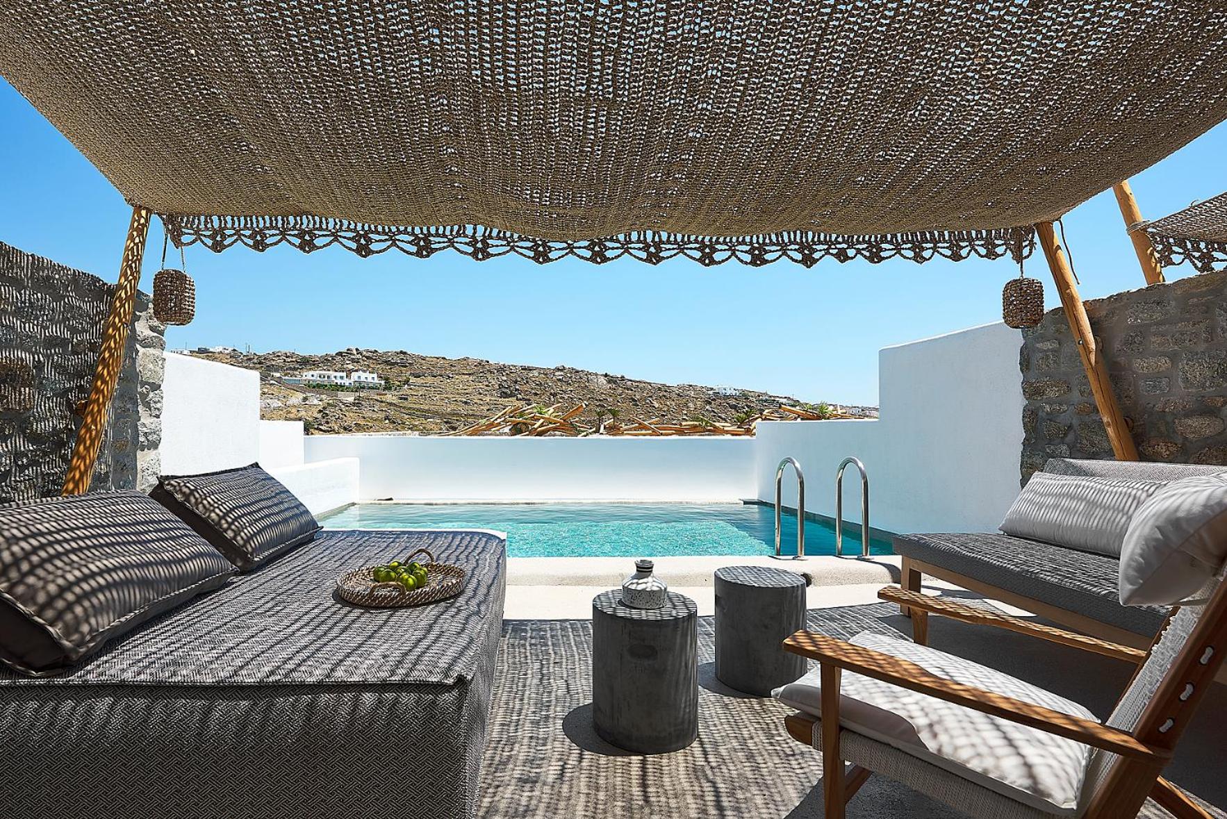 Exclusive Suite with Private Pool  - Photo 10