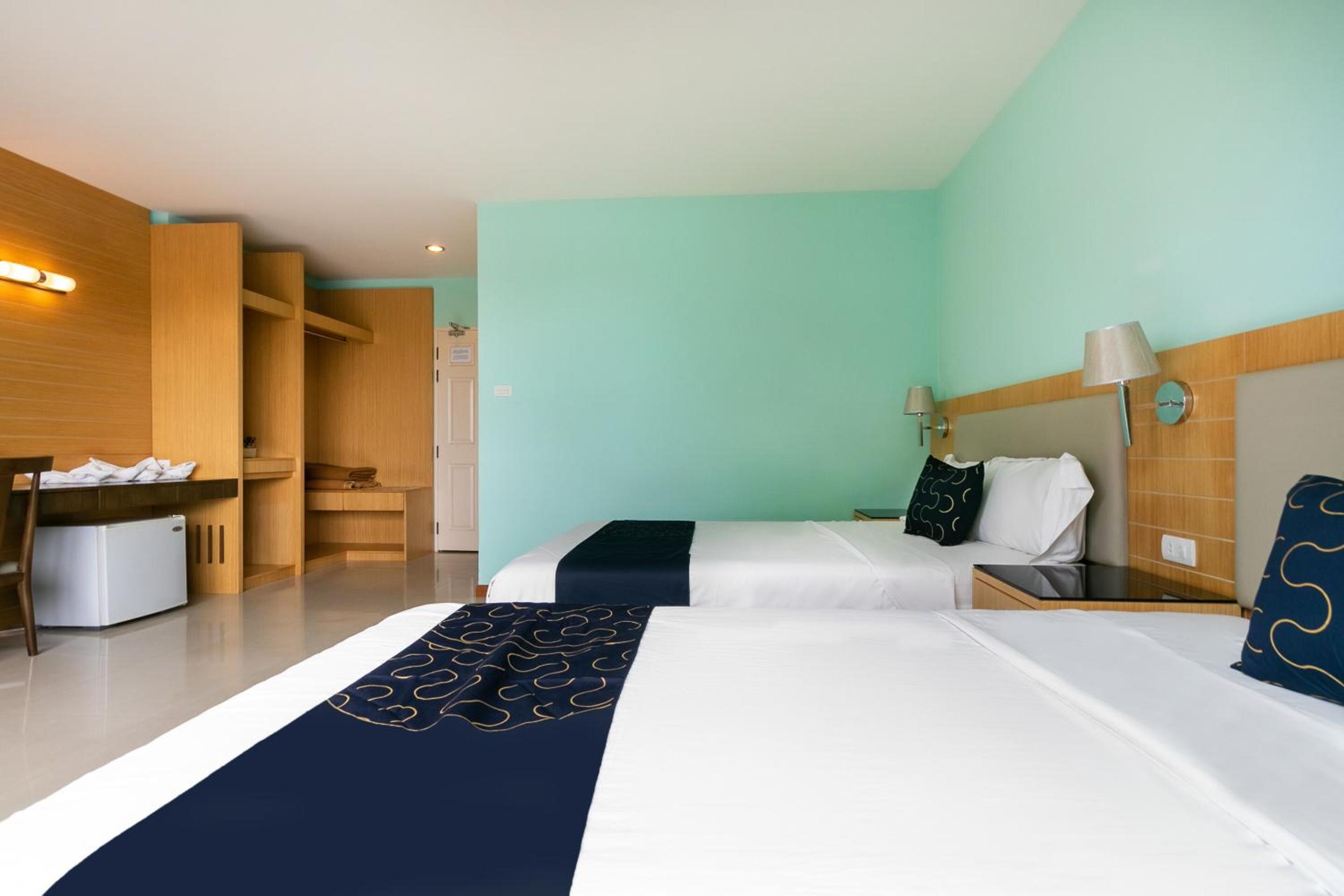 Standard Triple Room - Photo 2