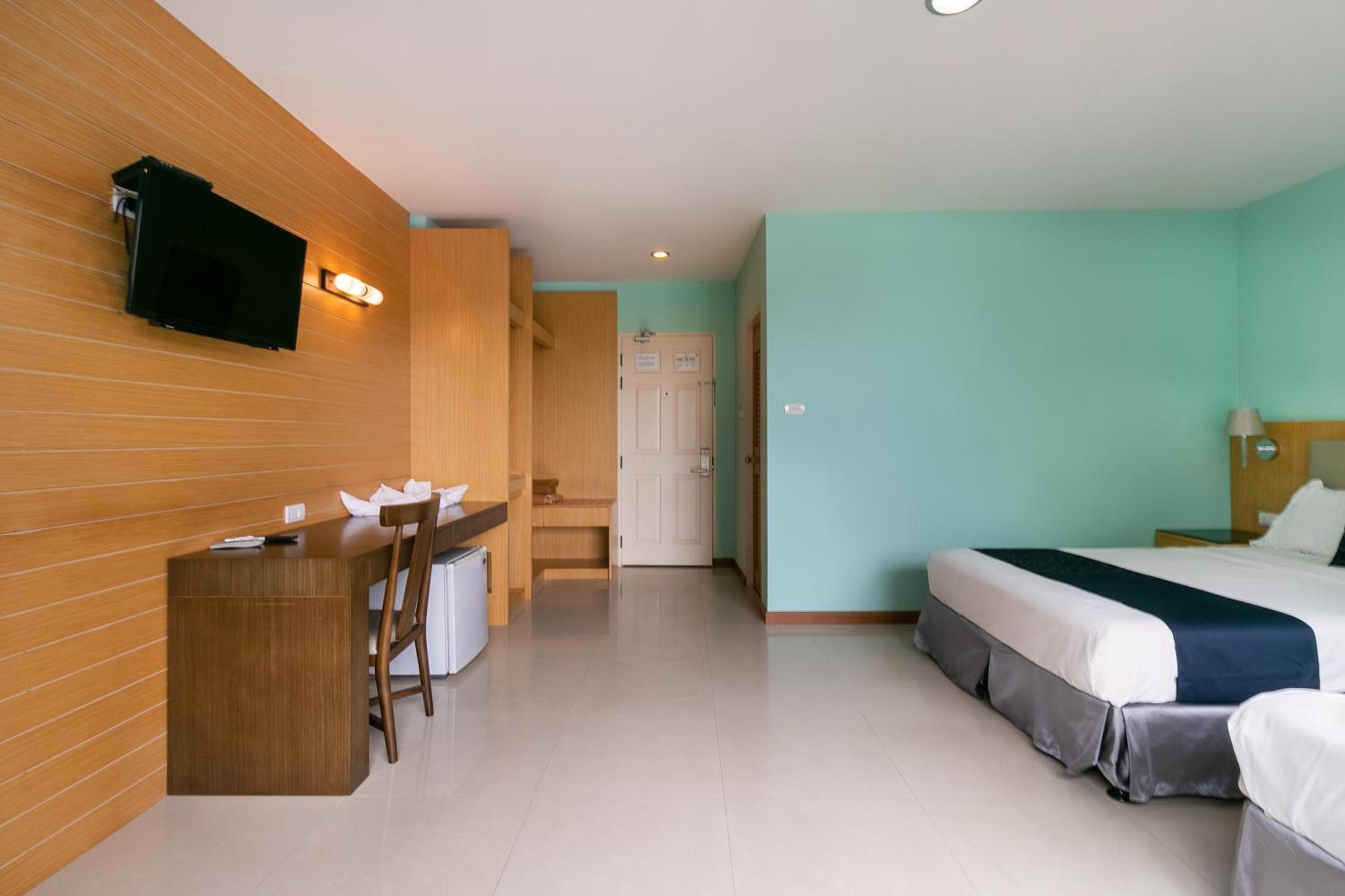 Standard Triple Room - Photo 1