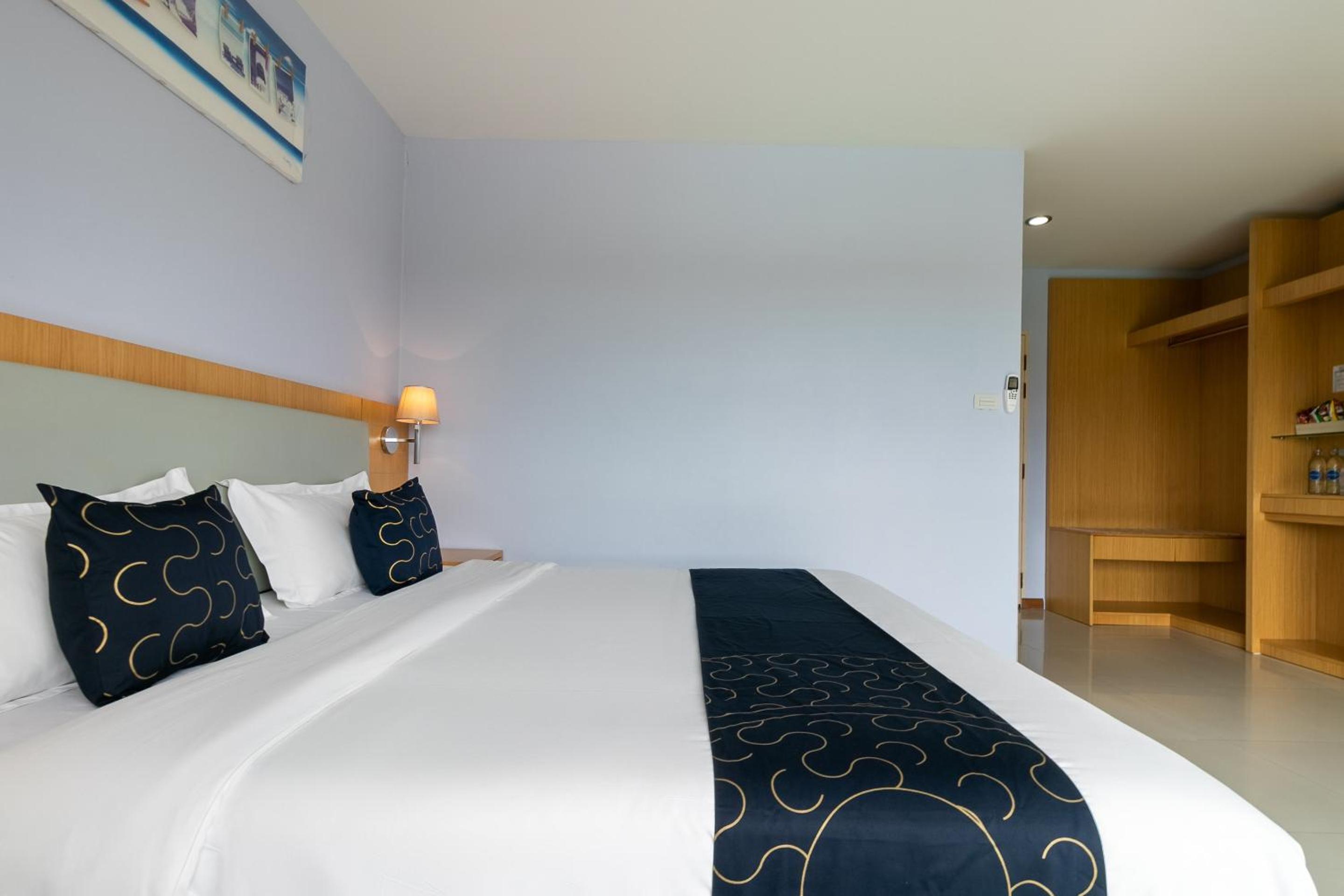 Standard Double Room - Photo 5