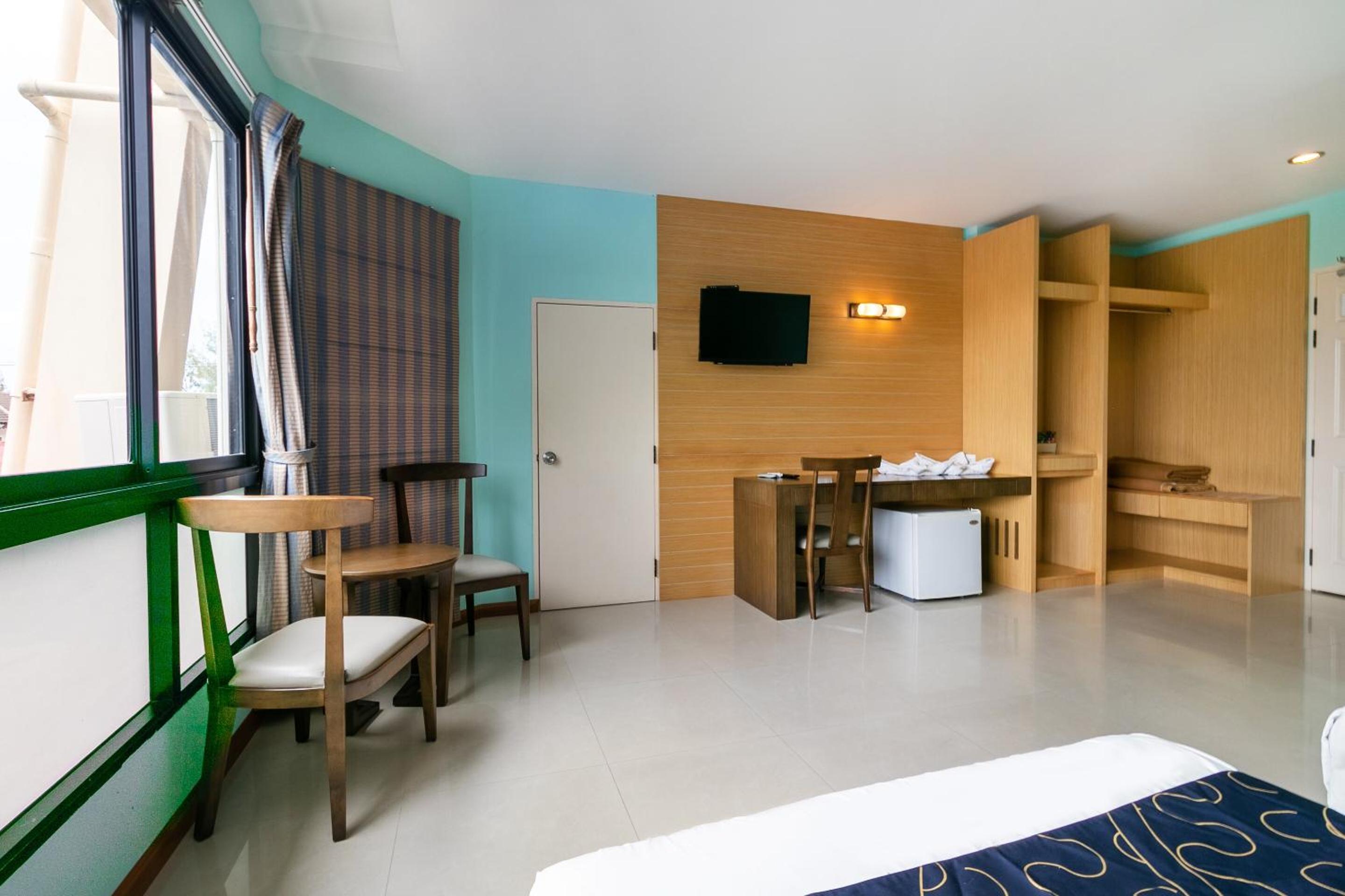 Standard Triple Room - Photo 6