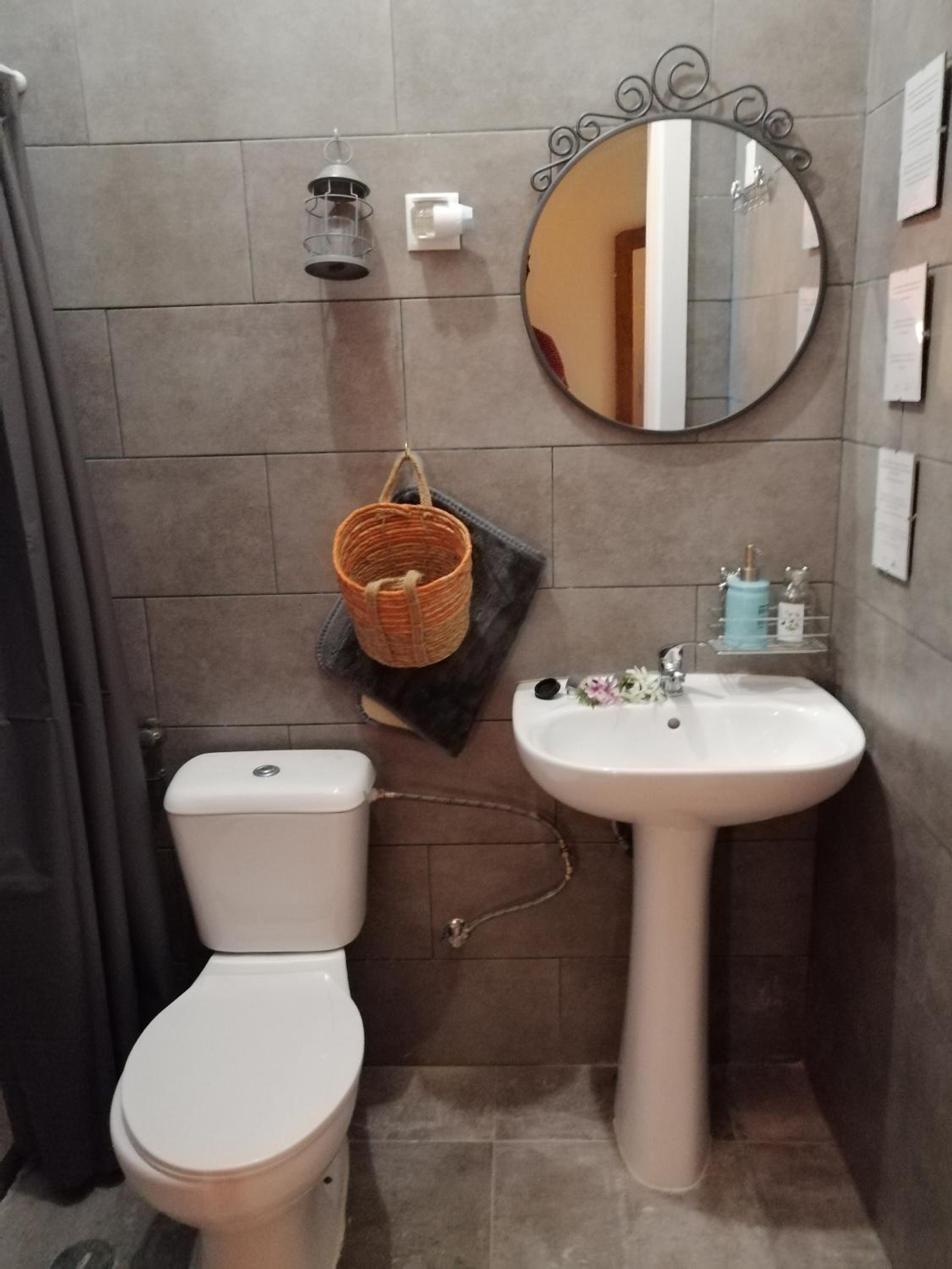 Comfort Triple Room with Shower - Photo 10