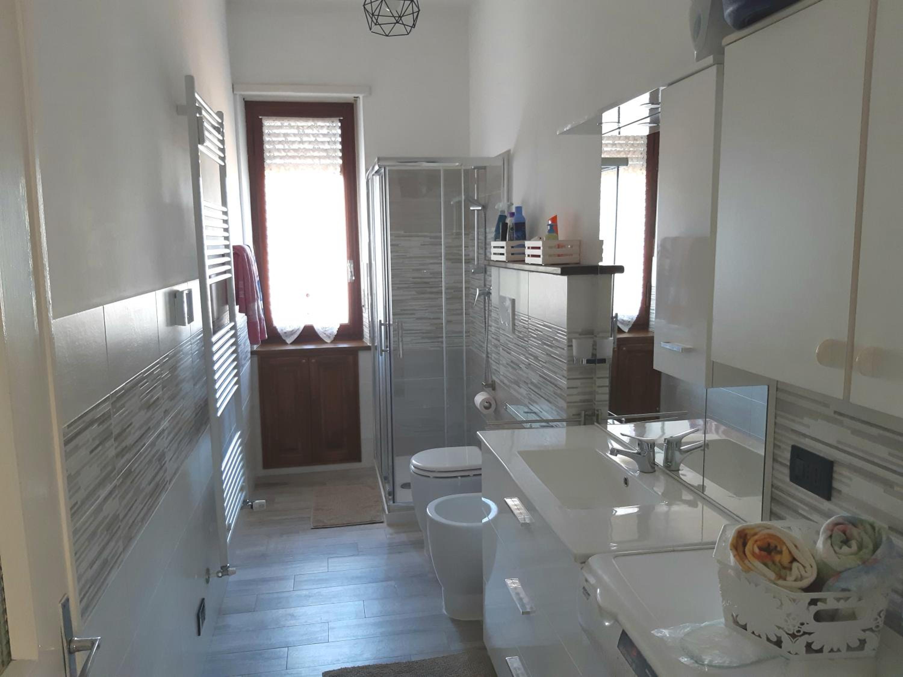 Two-Bedroom Apartment - Photo 5