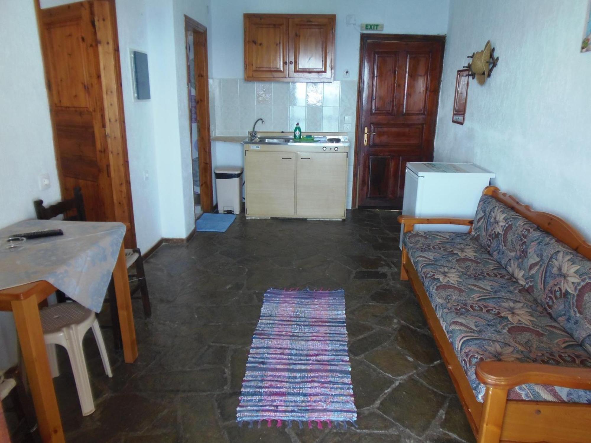 Apartment with Sea View - Photo 2