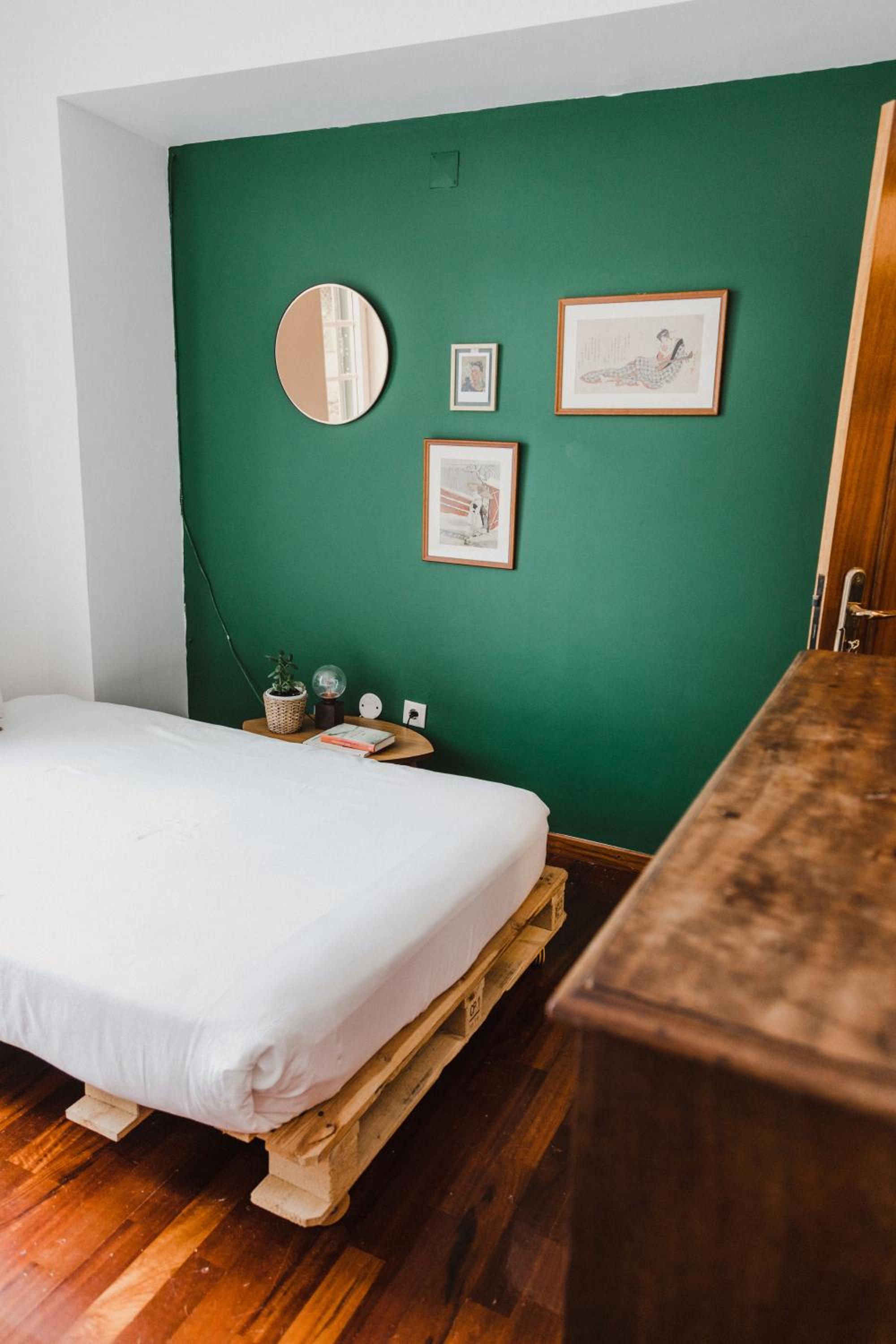 Twin Room with Private Bathroom photo 3