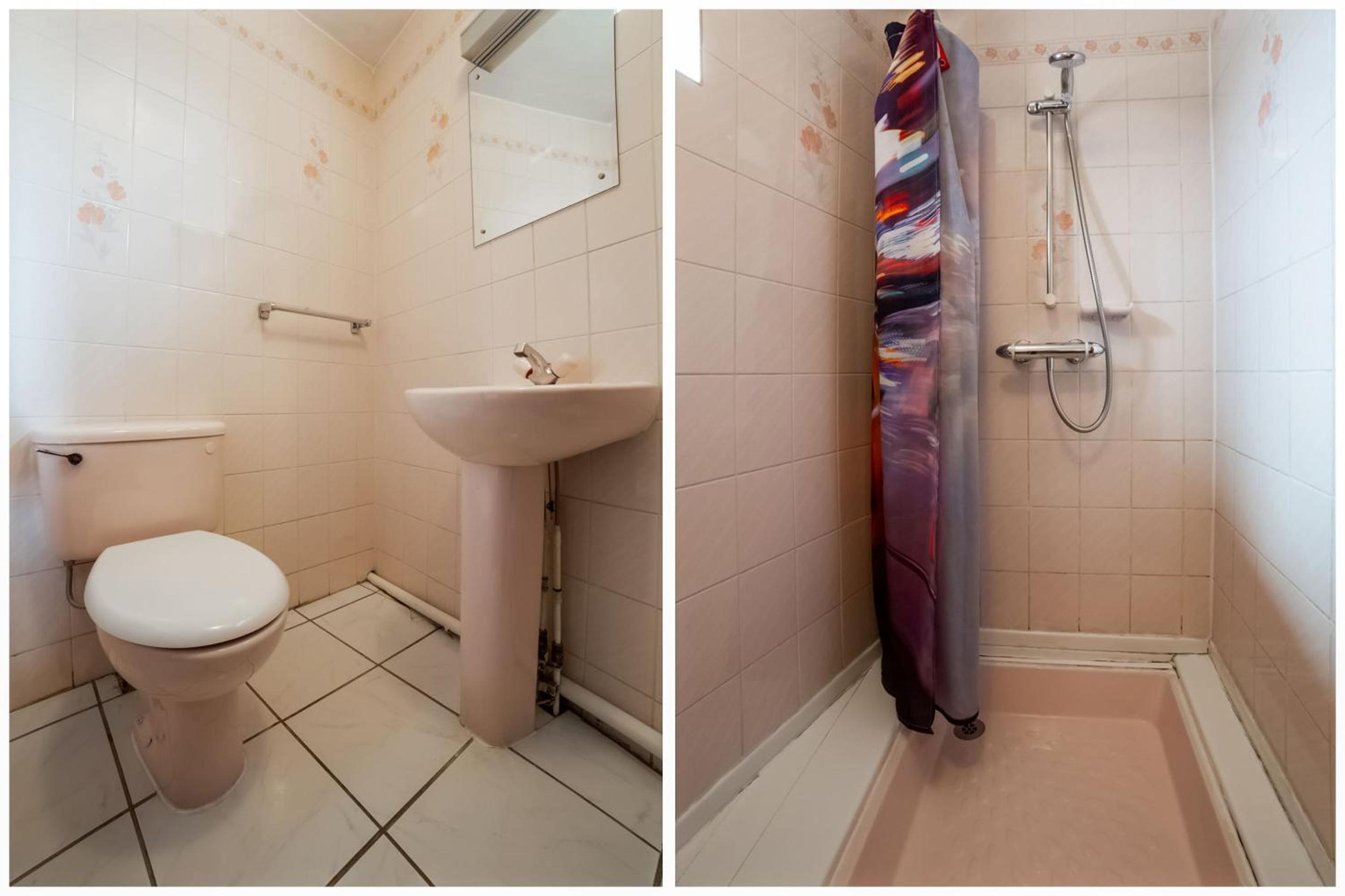 Standard Single Room with Shared Bathroom