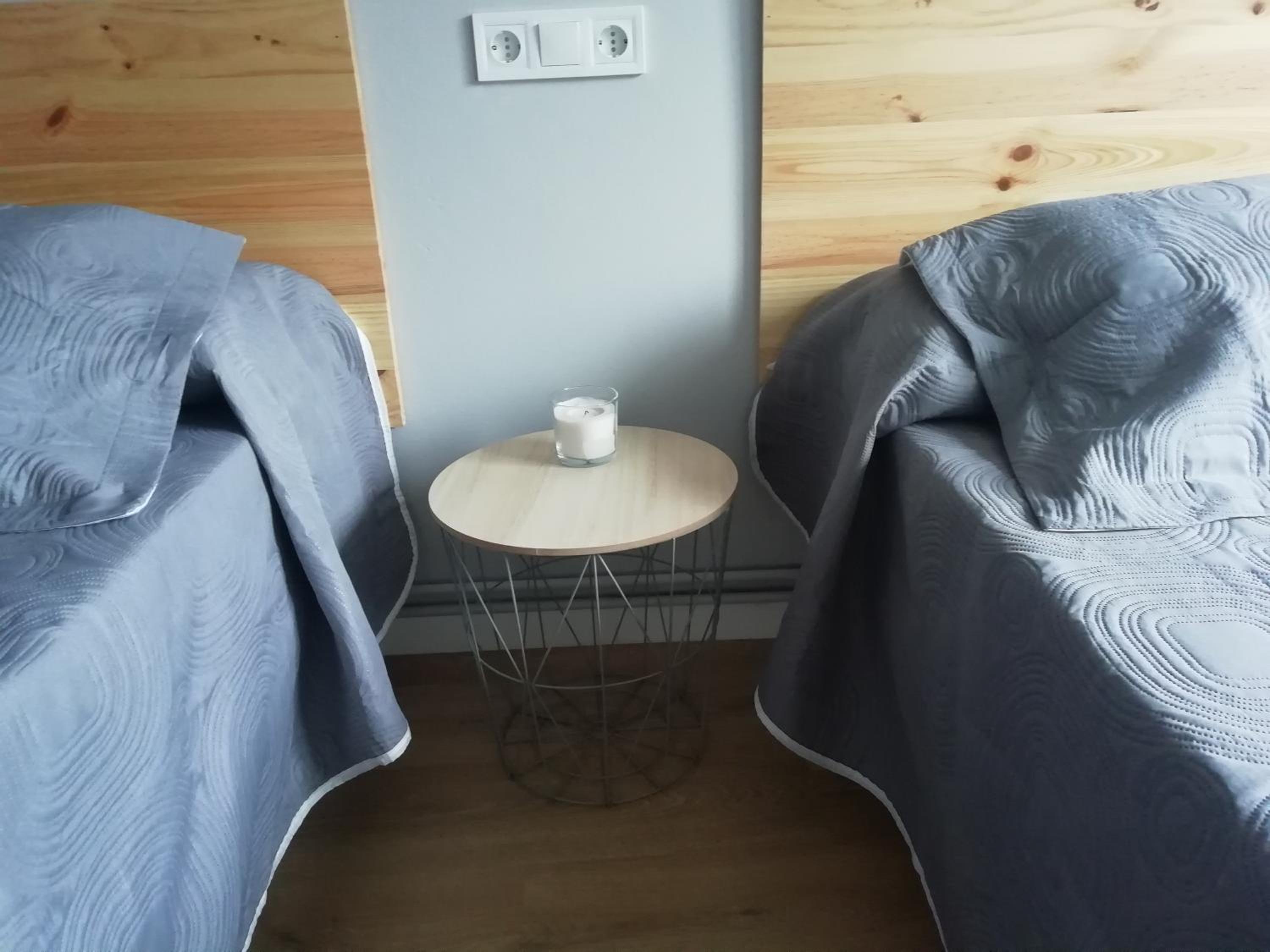 Quadruple Room with Shared Bathroom photo 3