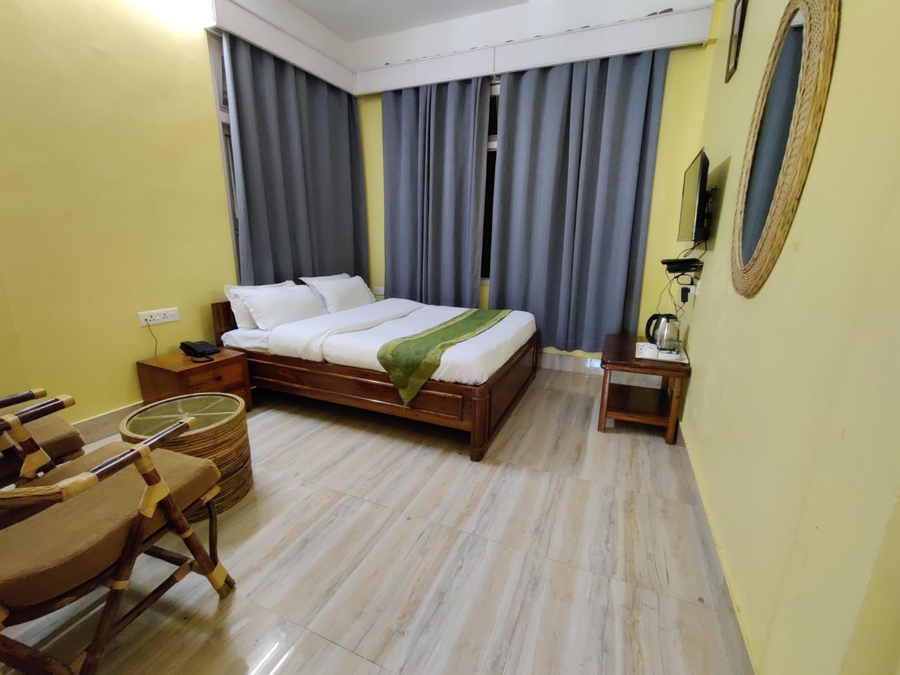 Standard Double or Twin Room - Photo 1